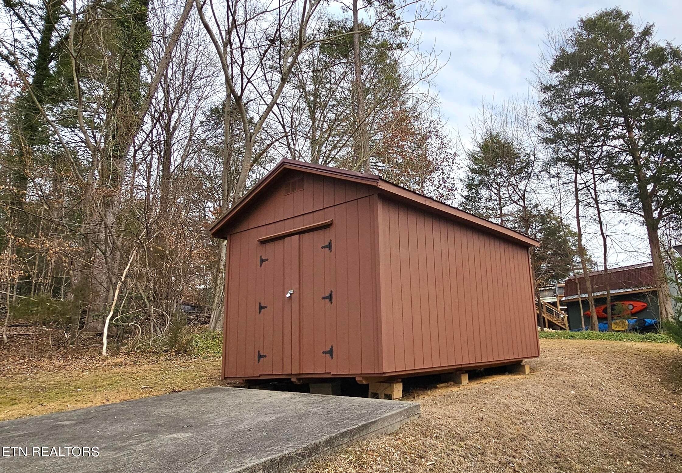Storage Shed - 102 Curtis Circle, Kingston, TN 37763