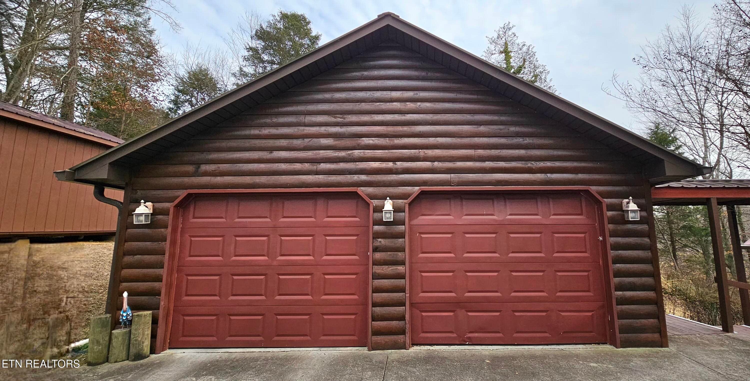 2 Car GarageB - 102 Curtis Circle, Kingston, TN 37763