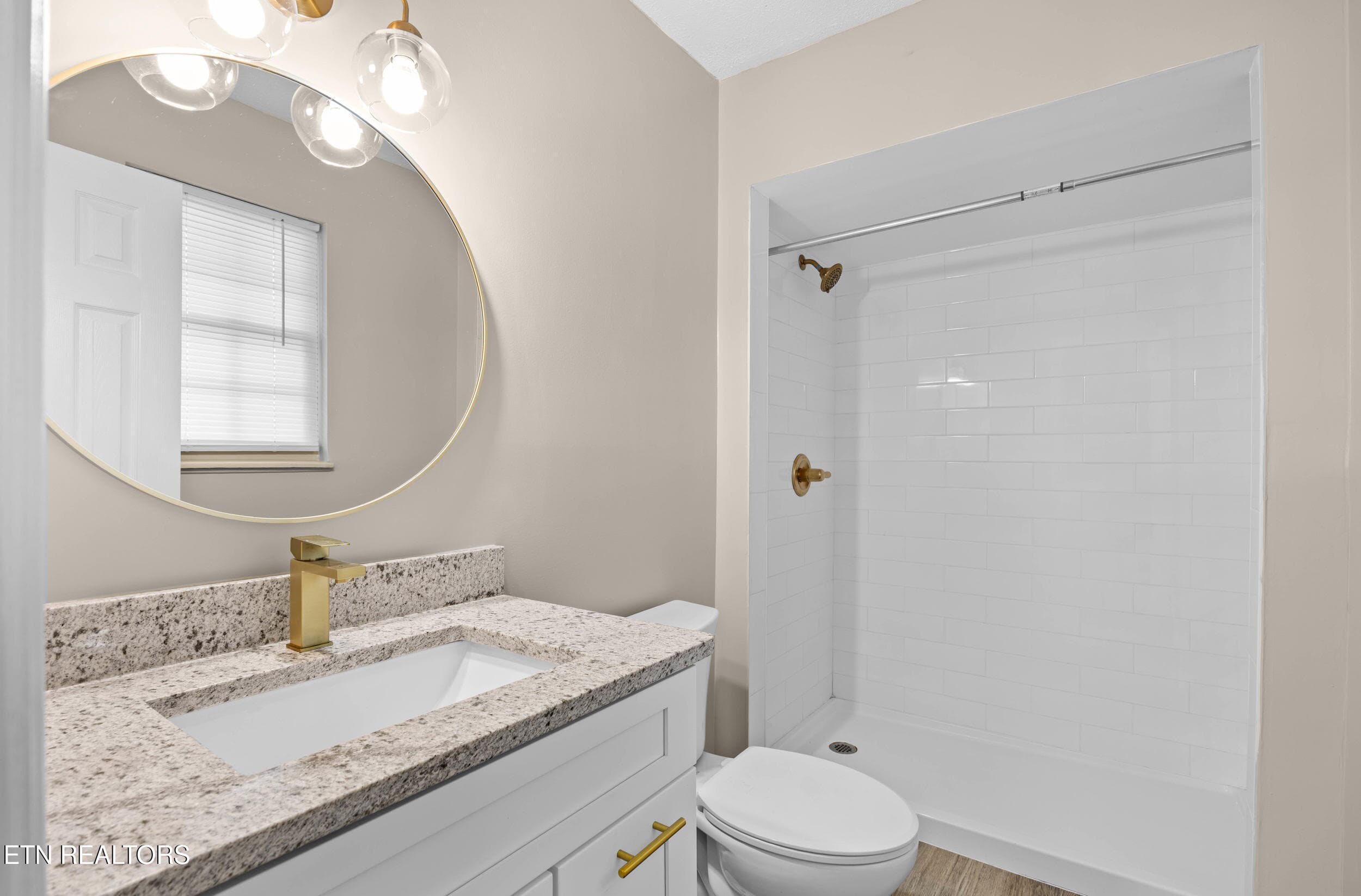 36_913 windermere circle-1 - 913 Windemere Circle, Maryville, TN 37804