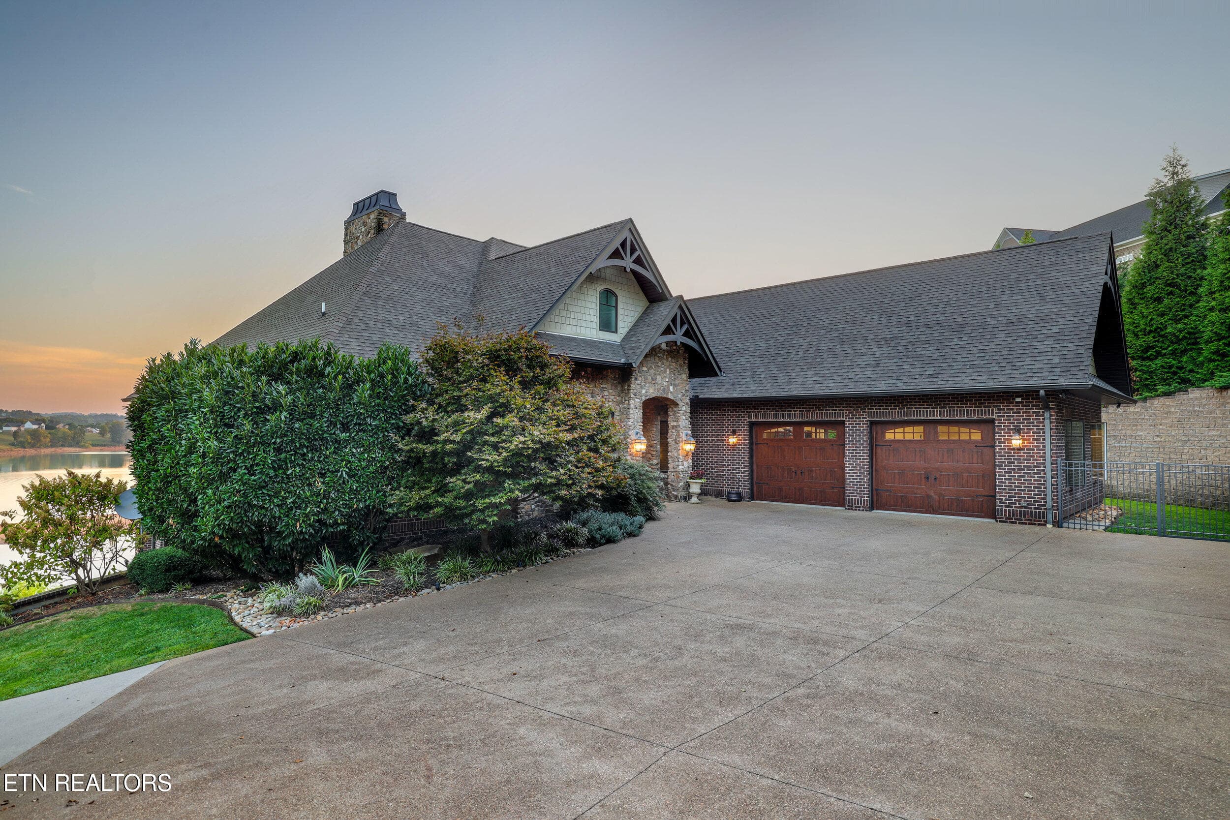 001 - 2137 Majestic Circle, Dandridge, TN 37725
