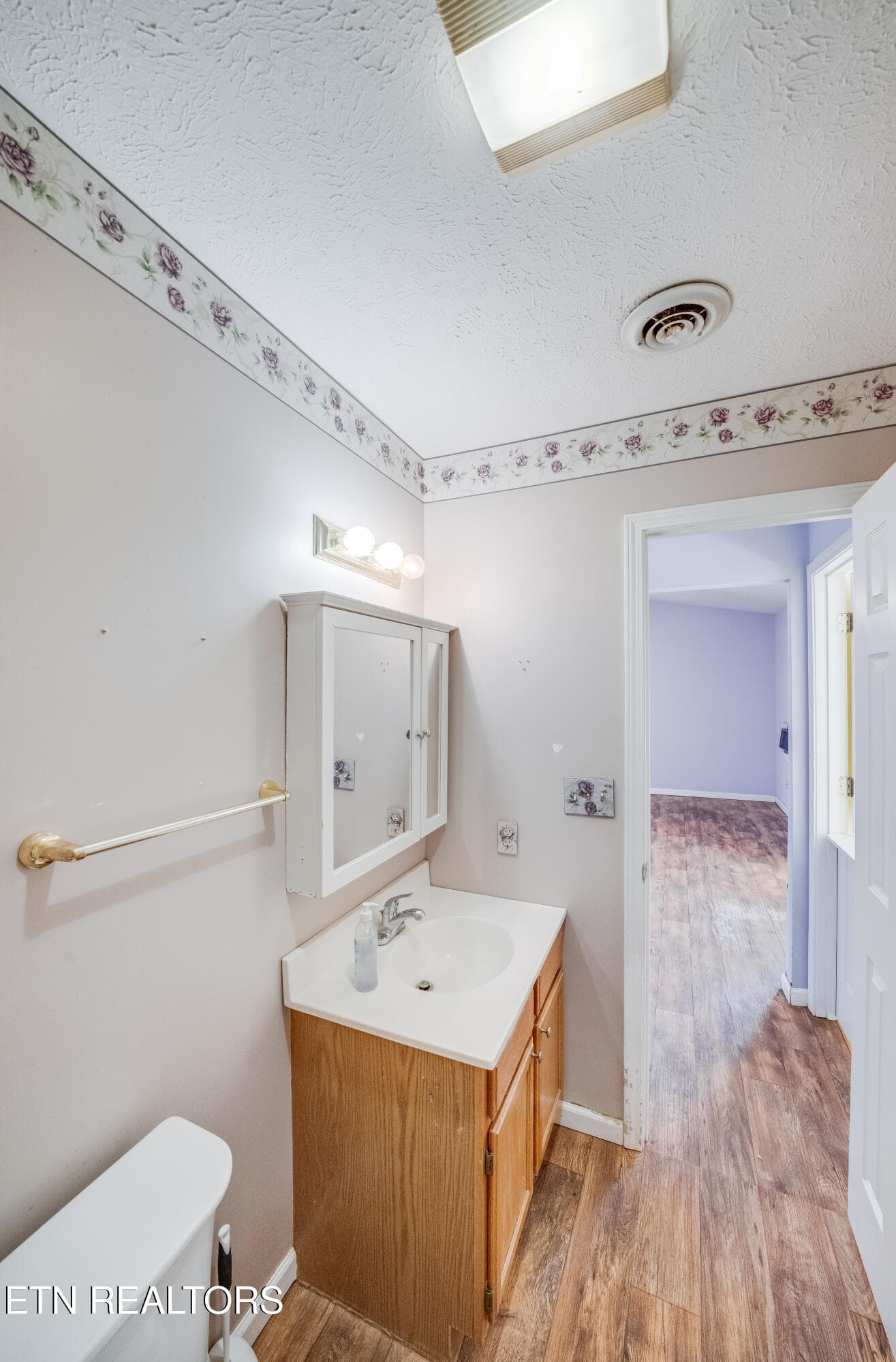 56 Bathroom 2_20122 - 664 Ross Drive, Dandridge, TN 37725