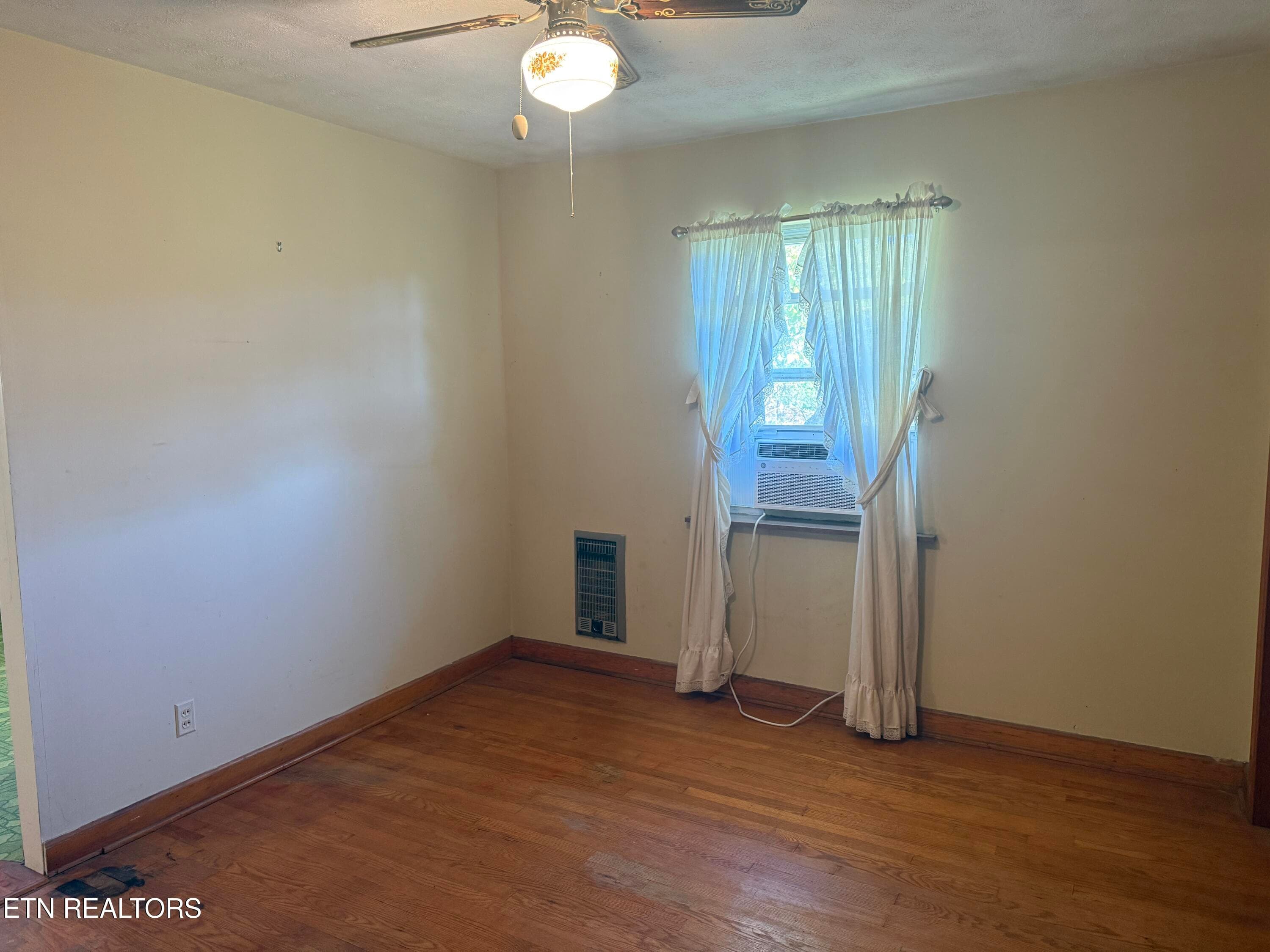 IMG_9462 - 1508 Willow St, Morristown, TN 37814