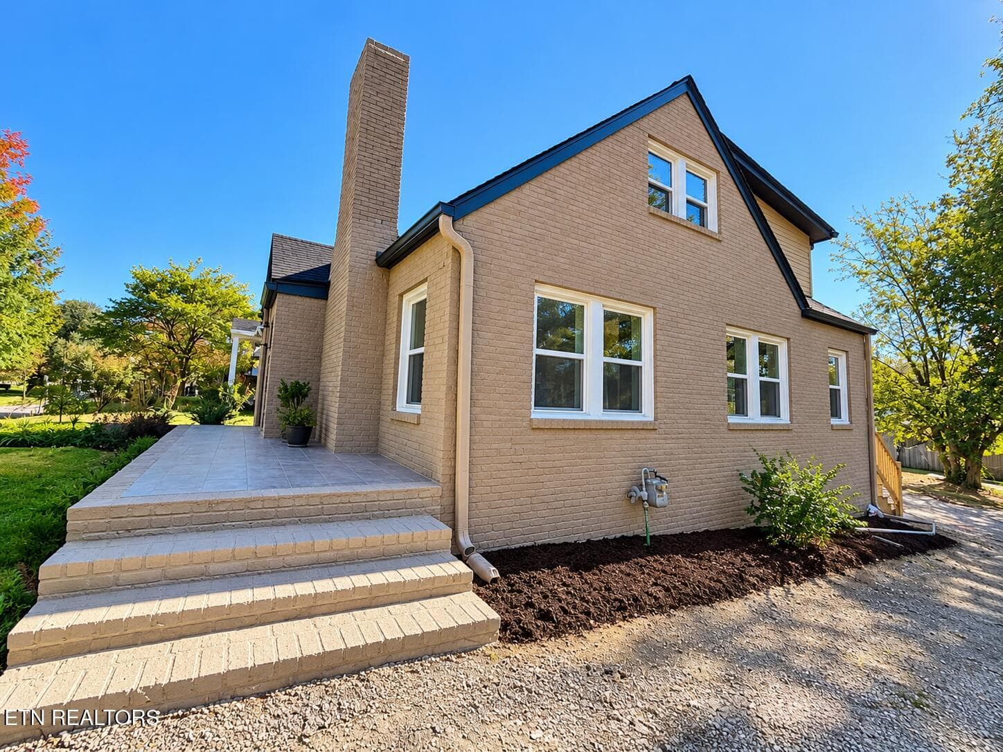 D878E466-E5F5-423A-971D-EEB33BDBDE3B - 2554 Woodbine Ave, Knoxville, TN 37914