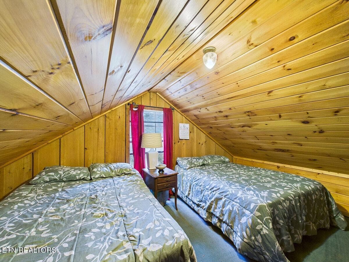 025-025 - 142 Rivendell Lane, Tellico Plains, TN 37385