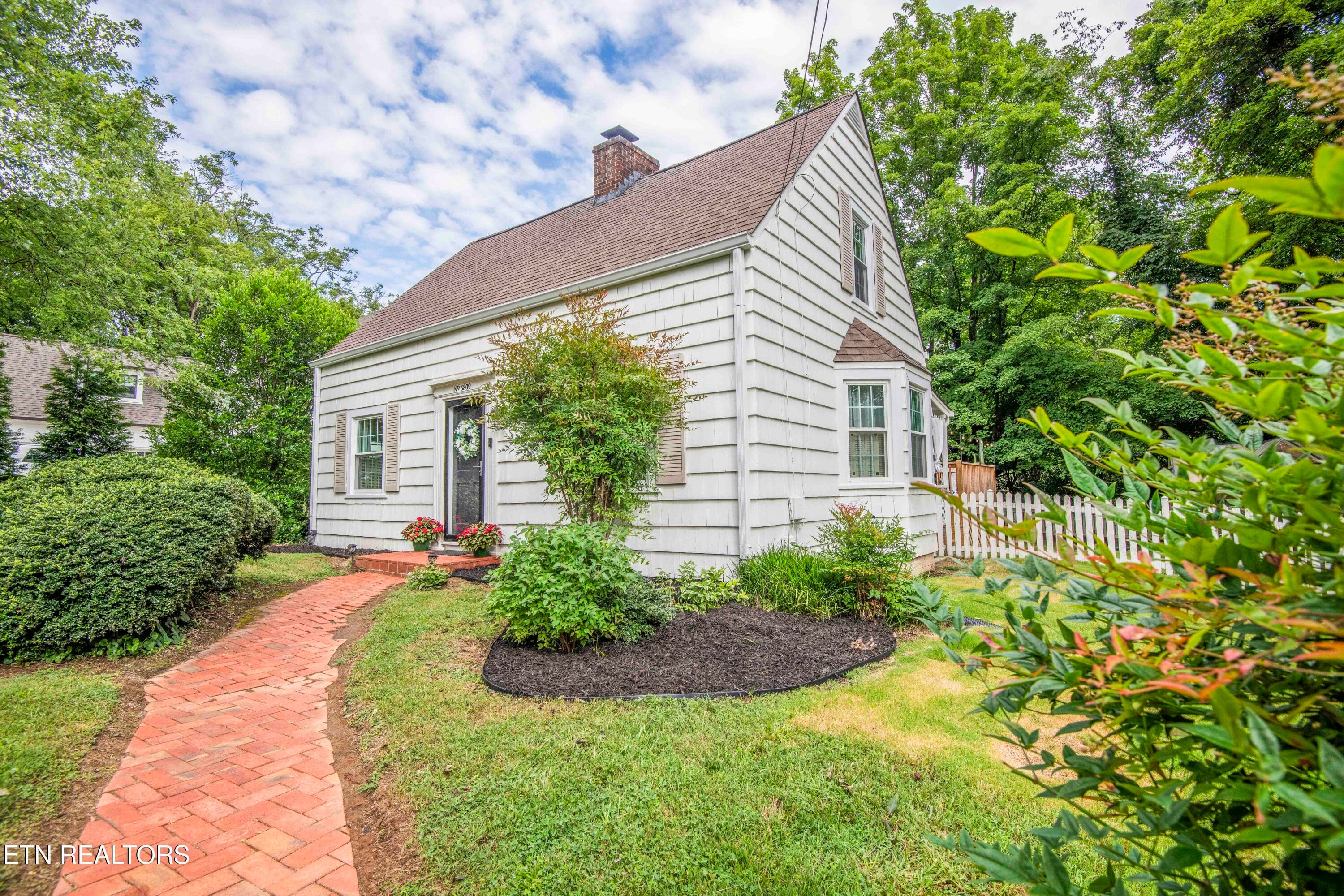 exterior 1_1 - 6809 Nubbin Ridge Drive, Knoxville, TN 37919
