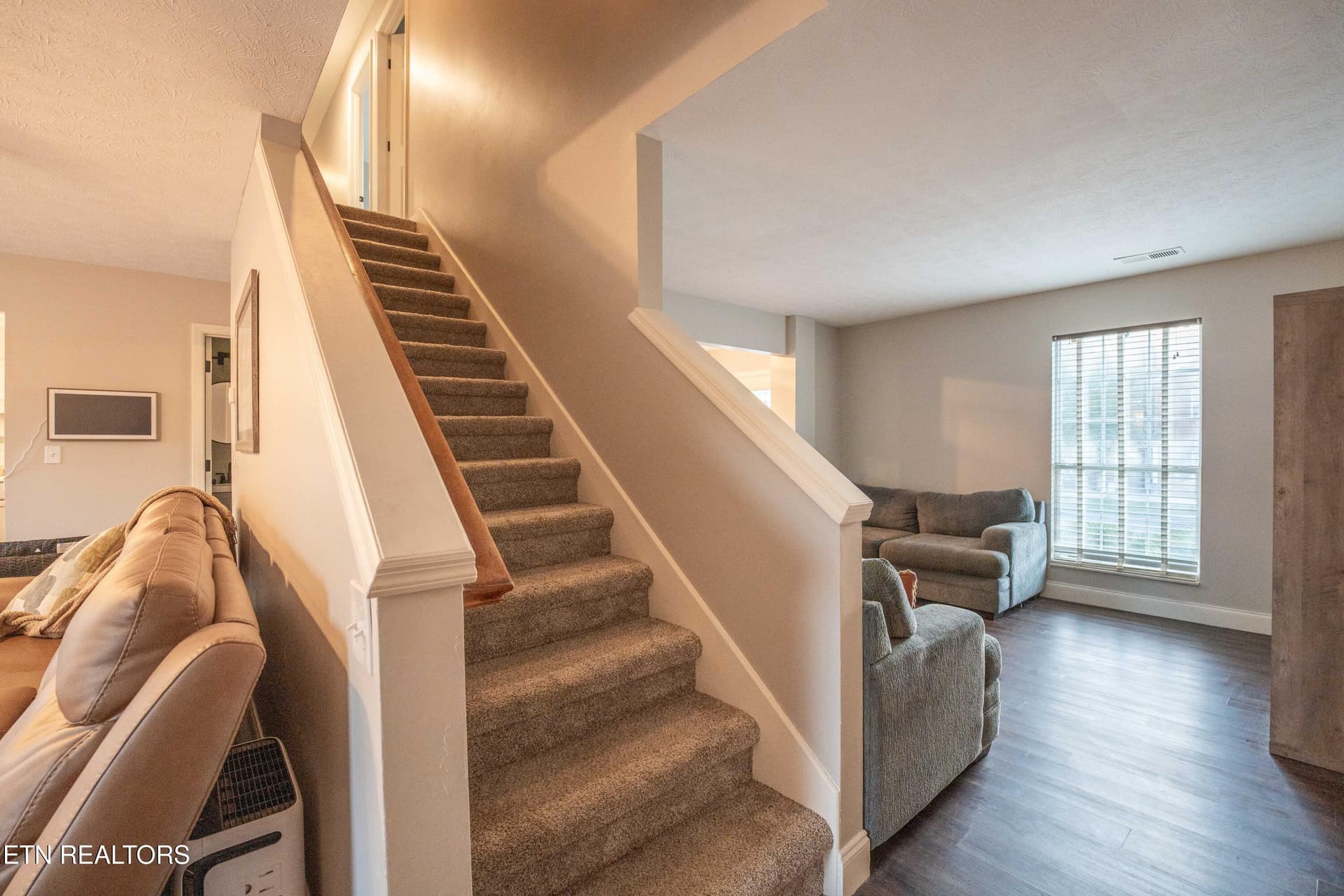 Stairs - 6728 Kohlston Rd, Knoxville, TN 37918