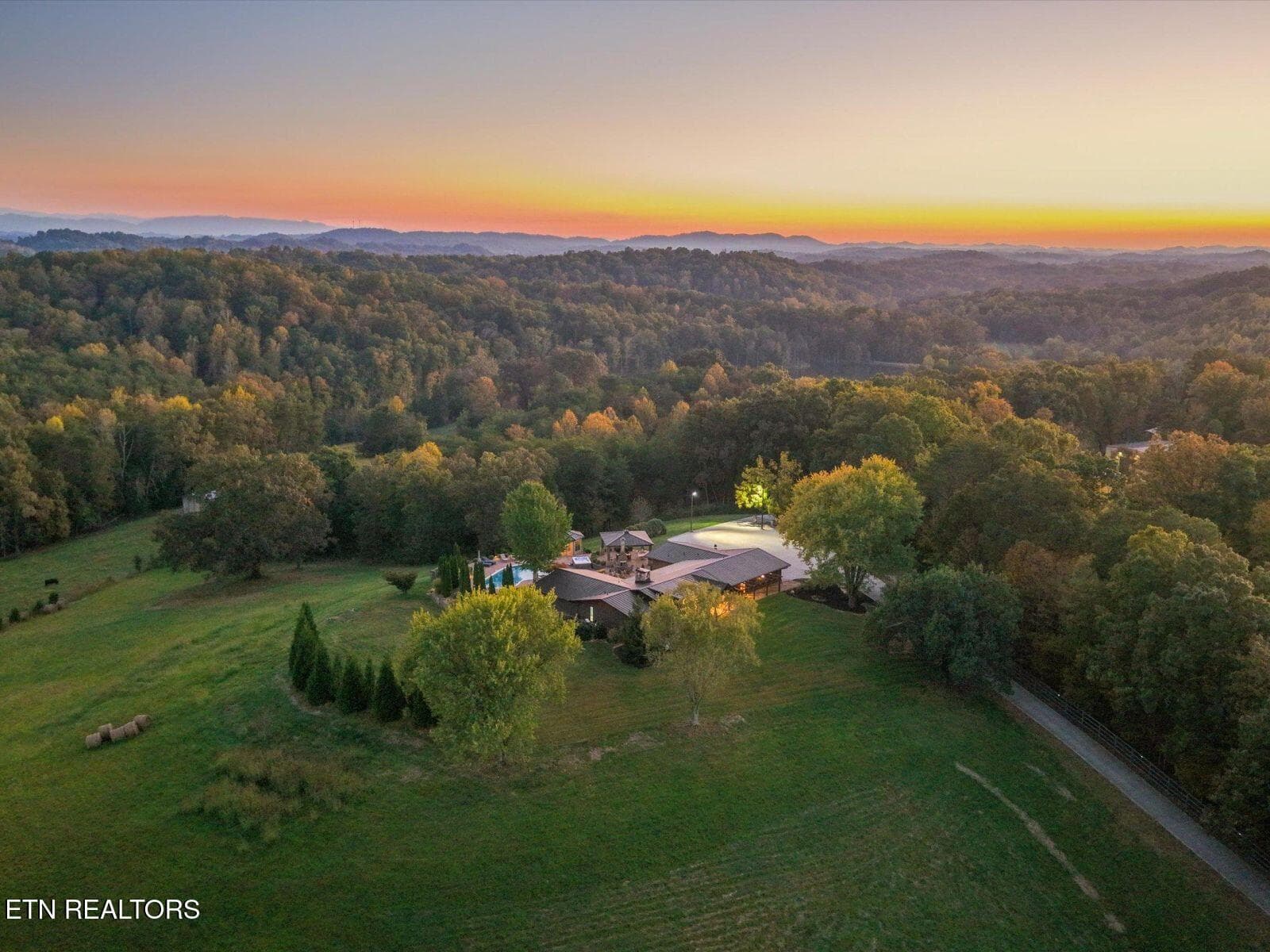 3 - 1001 Smith School Rd, Strawberry Plains, TN 37871