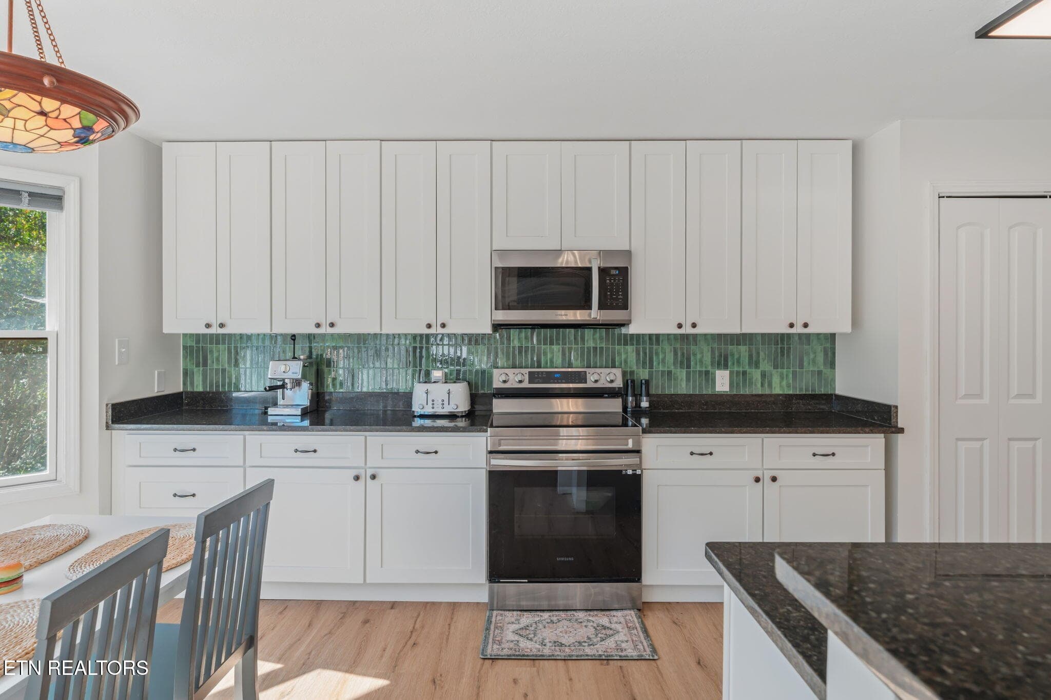 Kitchen #2 - 8128 Heiskell Rd, Powell, TN 37849