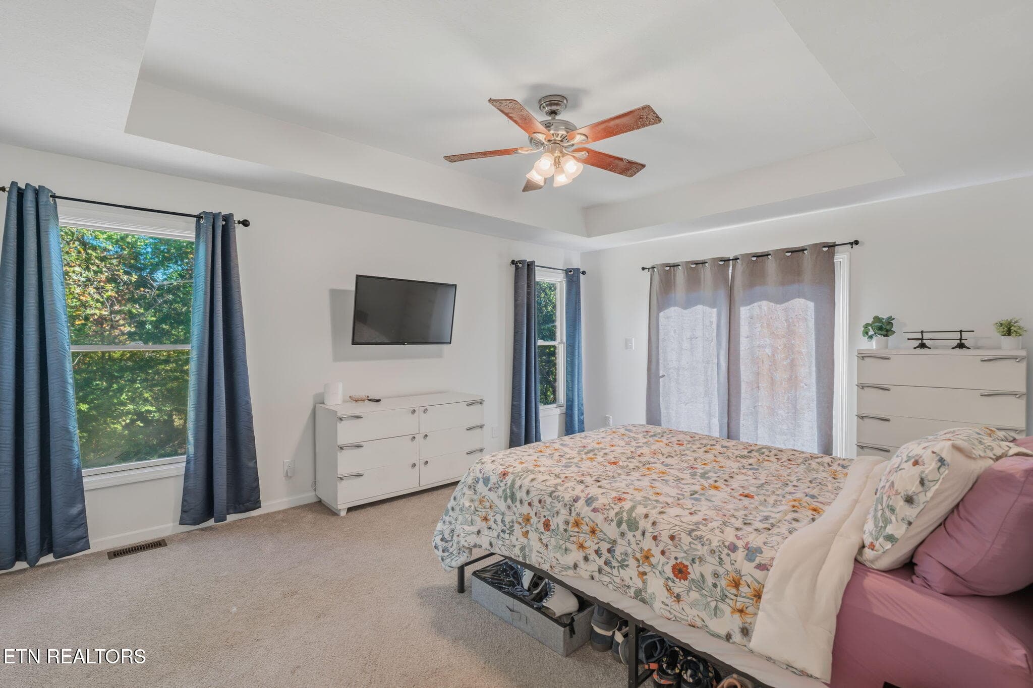 Master Suite #1 - 8128 Heiskell Rd, Powell, TN 37849