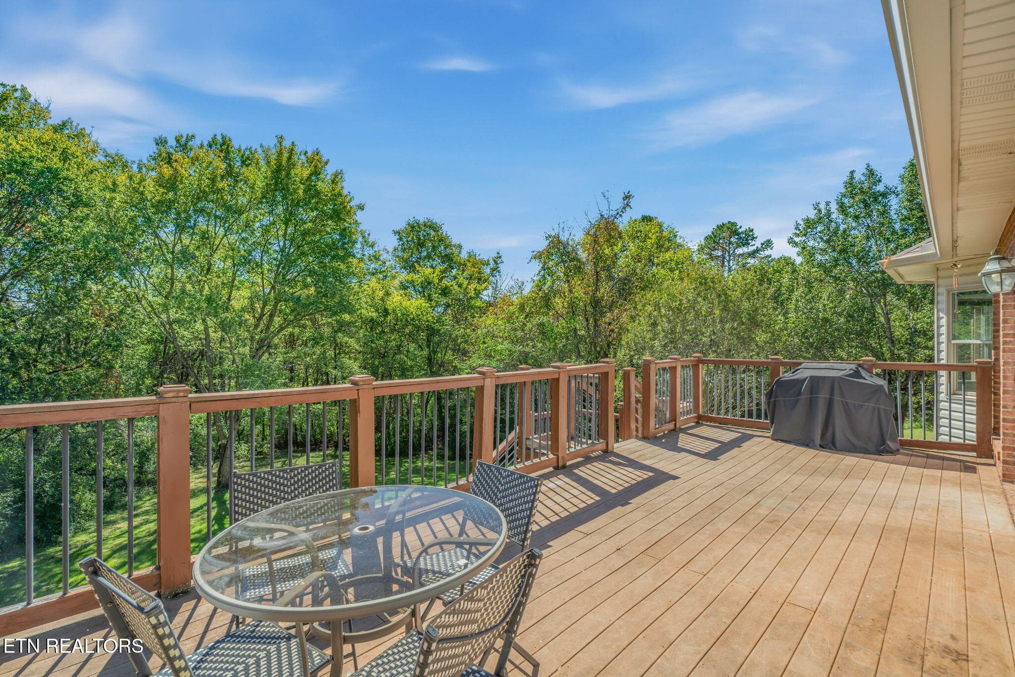 Main Level Deck #2 - 8128 Heiskell Rd, Powell, TN 37849