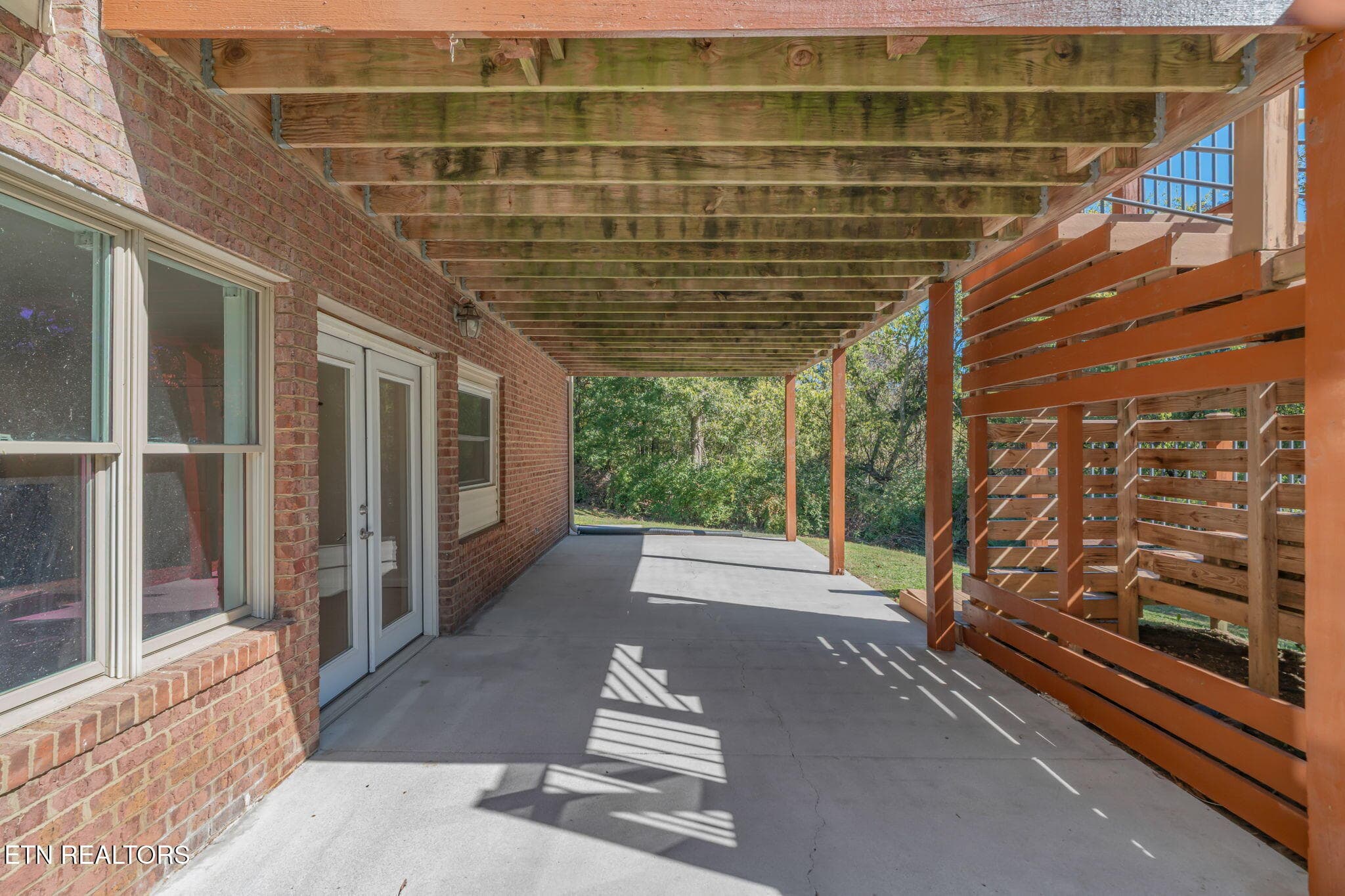 Walkout Basement Patio #1 - 8128 Heiskell Rd, Powell, TN 37849