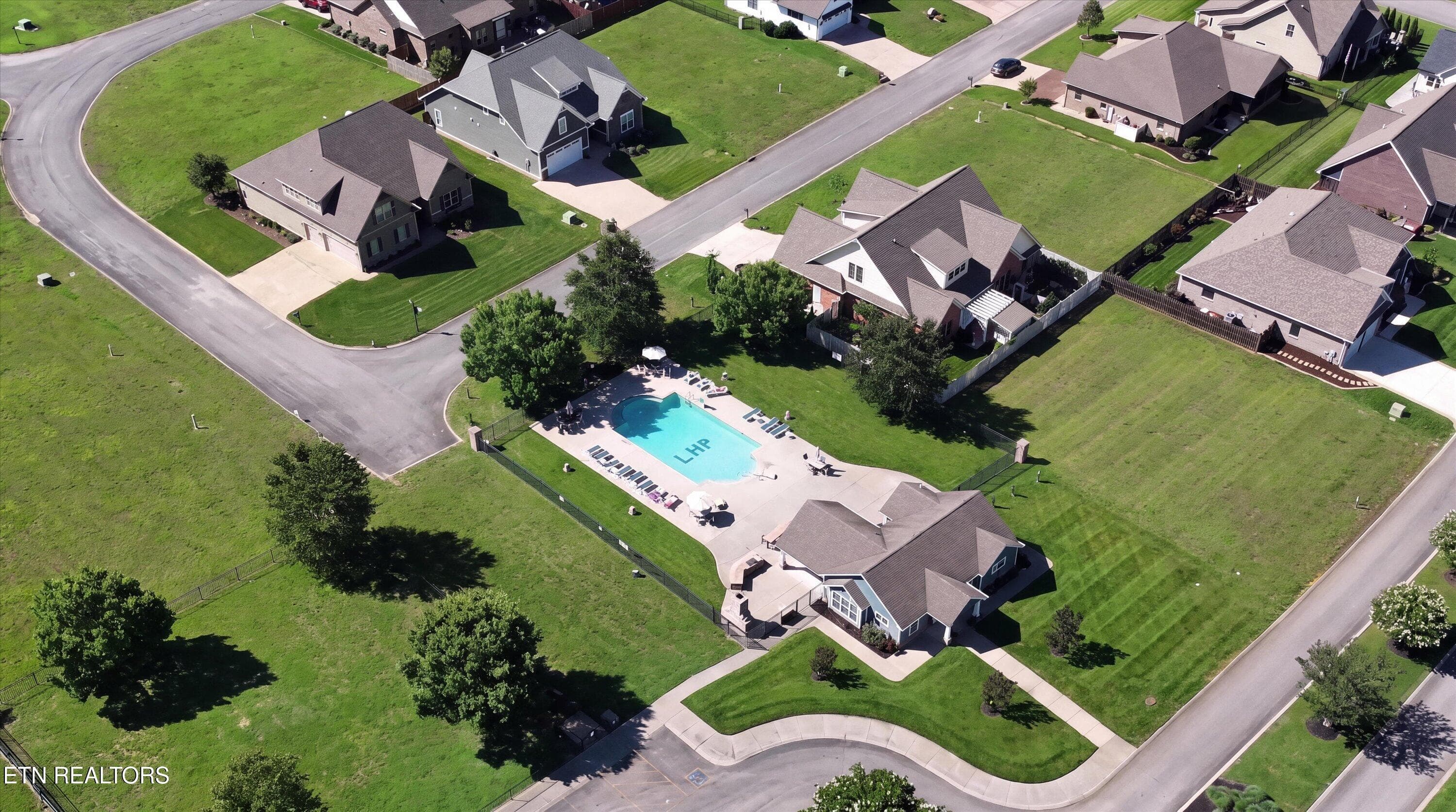 54-hf_20261017_152305_efbf65cd-75ae-4658 - 146 Lighthouse Blvd, Loudon, TN 37774