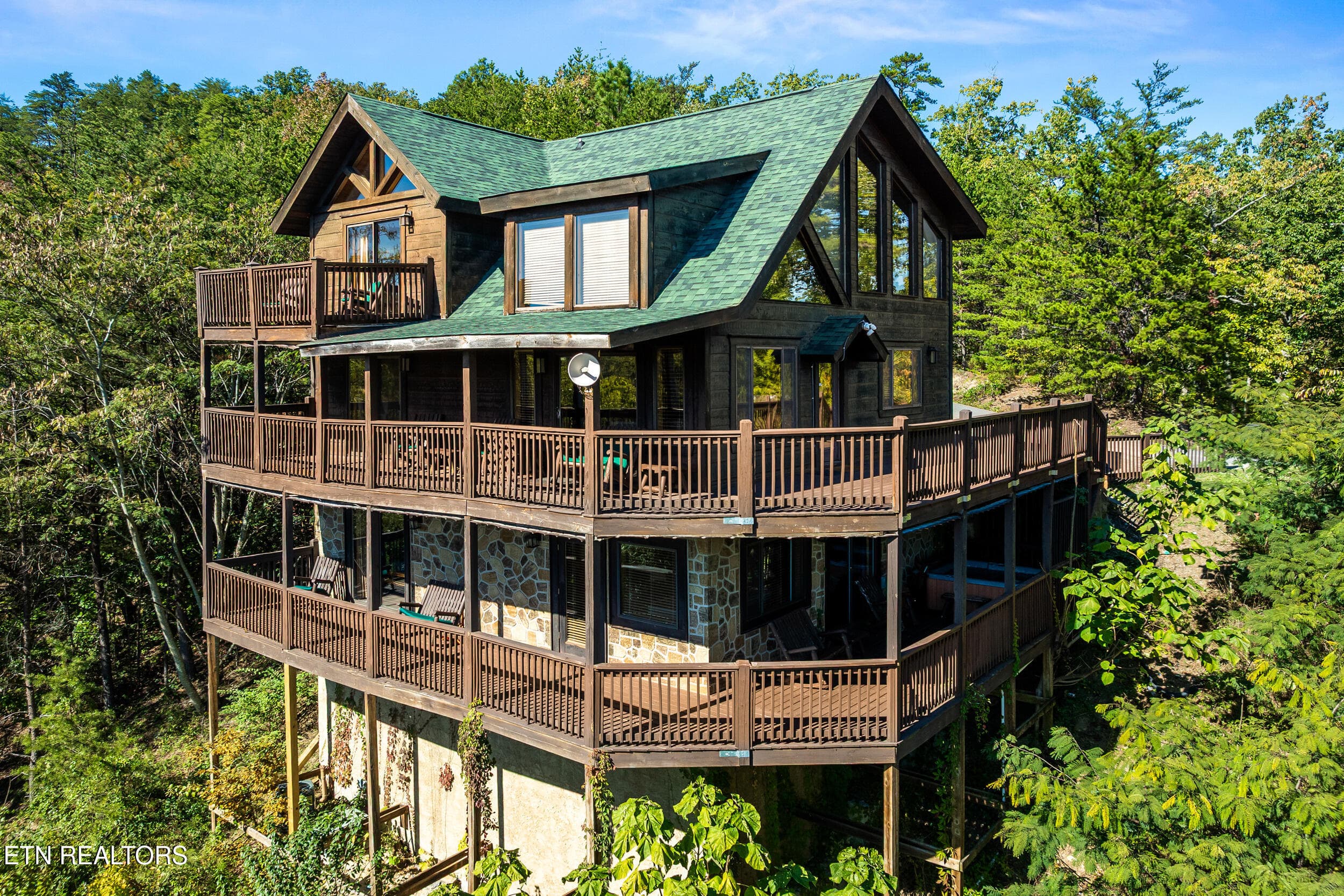 003 - 2634 Sawmill Branch Drive, Sevierville, TN 37862