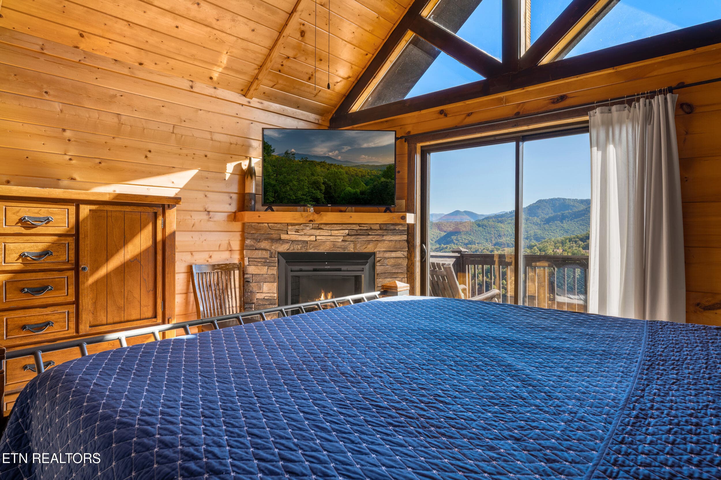 025 - 2634 Sawmill Branch Drive, Sevierville, TN 37862