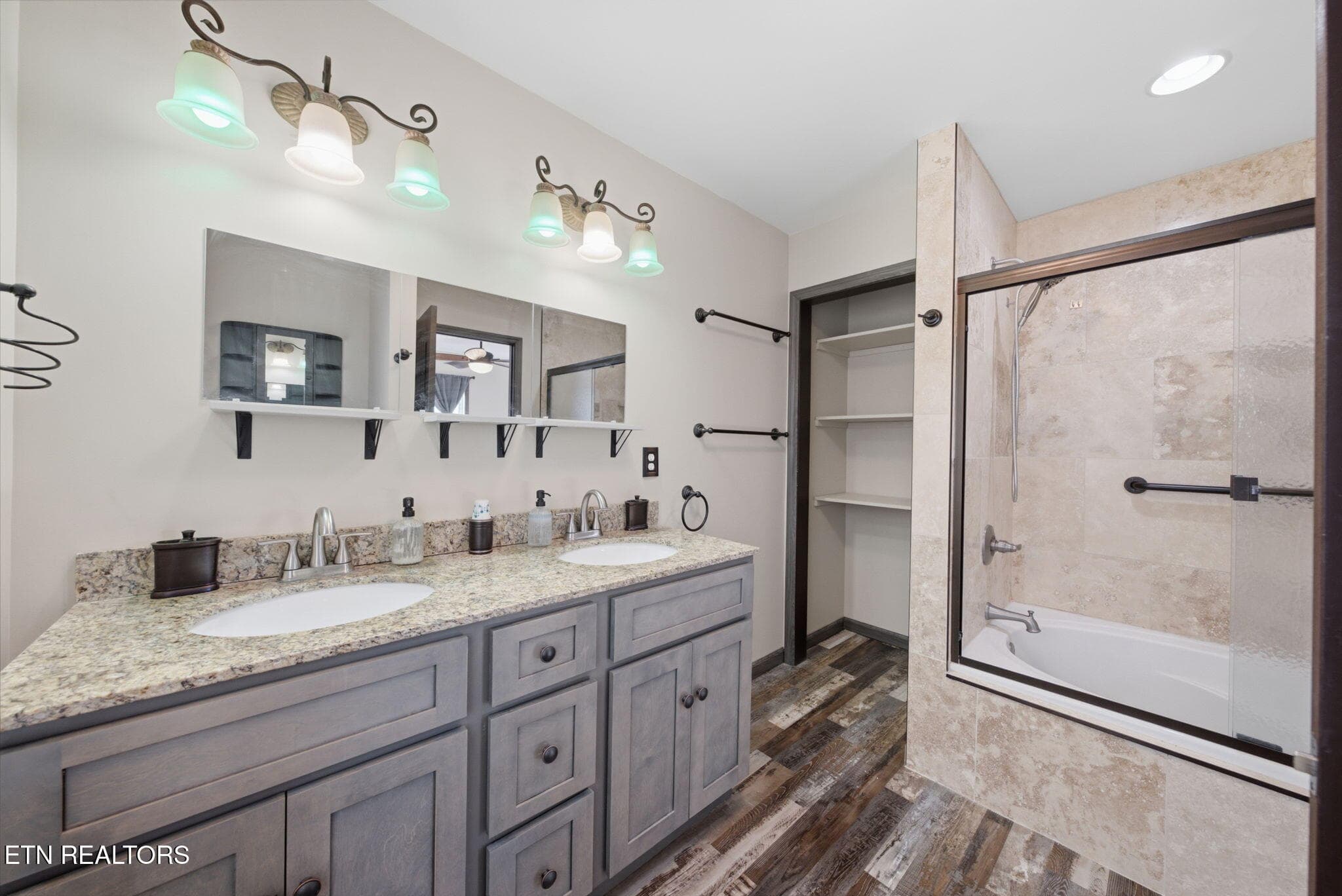 Primary Bathroom - 804 Patton Ferry Rd, Kingston, TN 37763