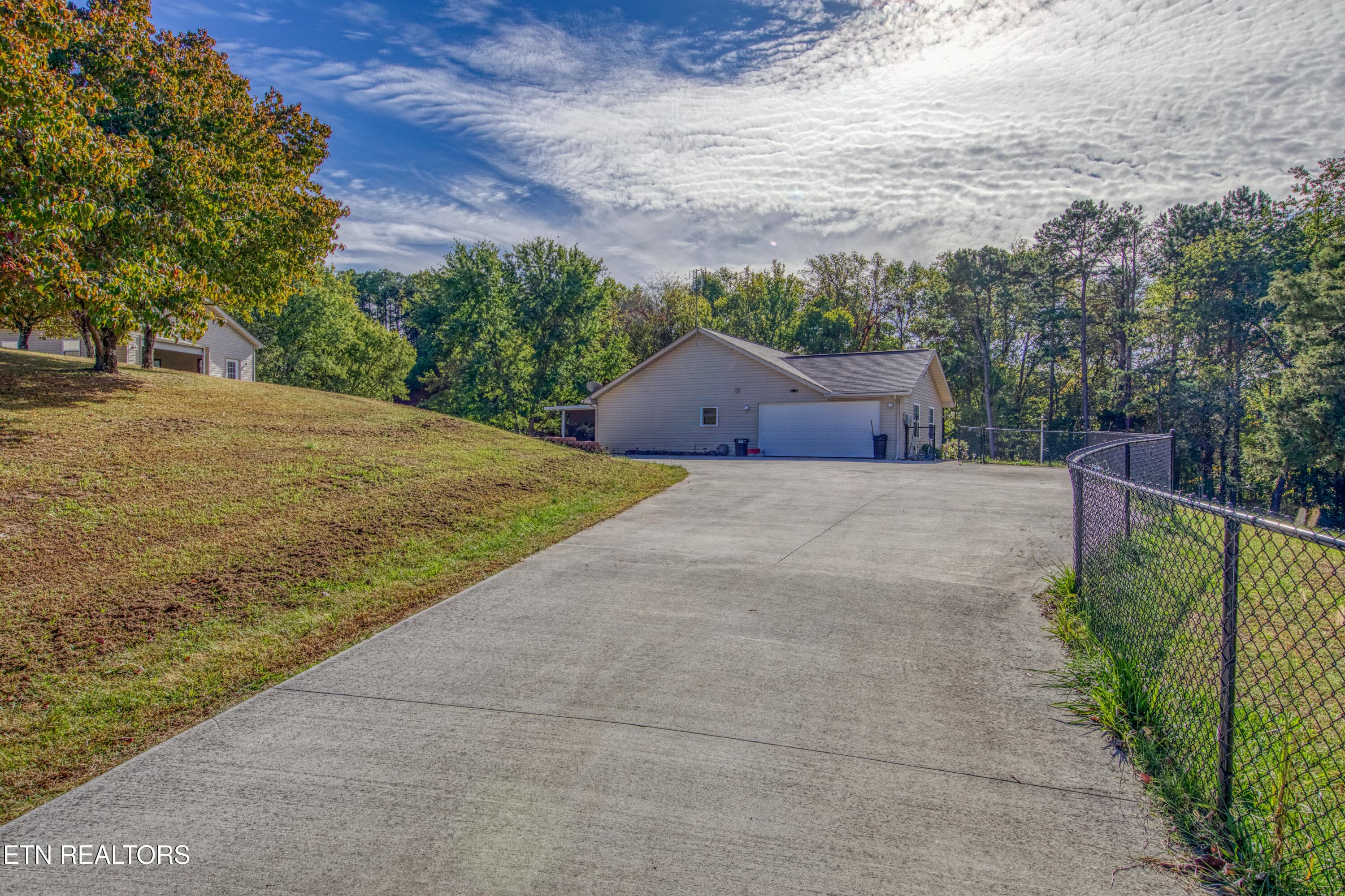 0H3A8148_39 - 1733 Oakdale Drive, Dandridge, TN 37725