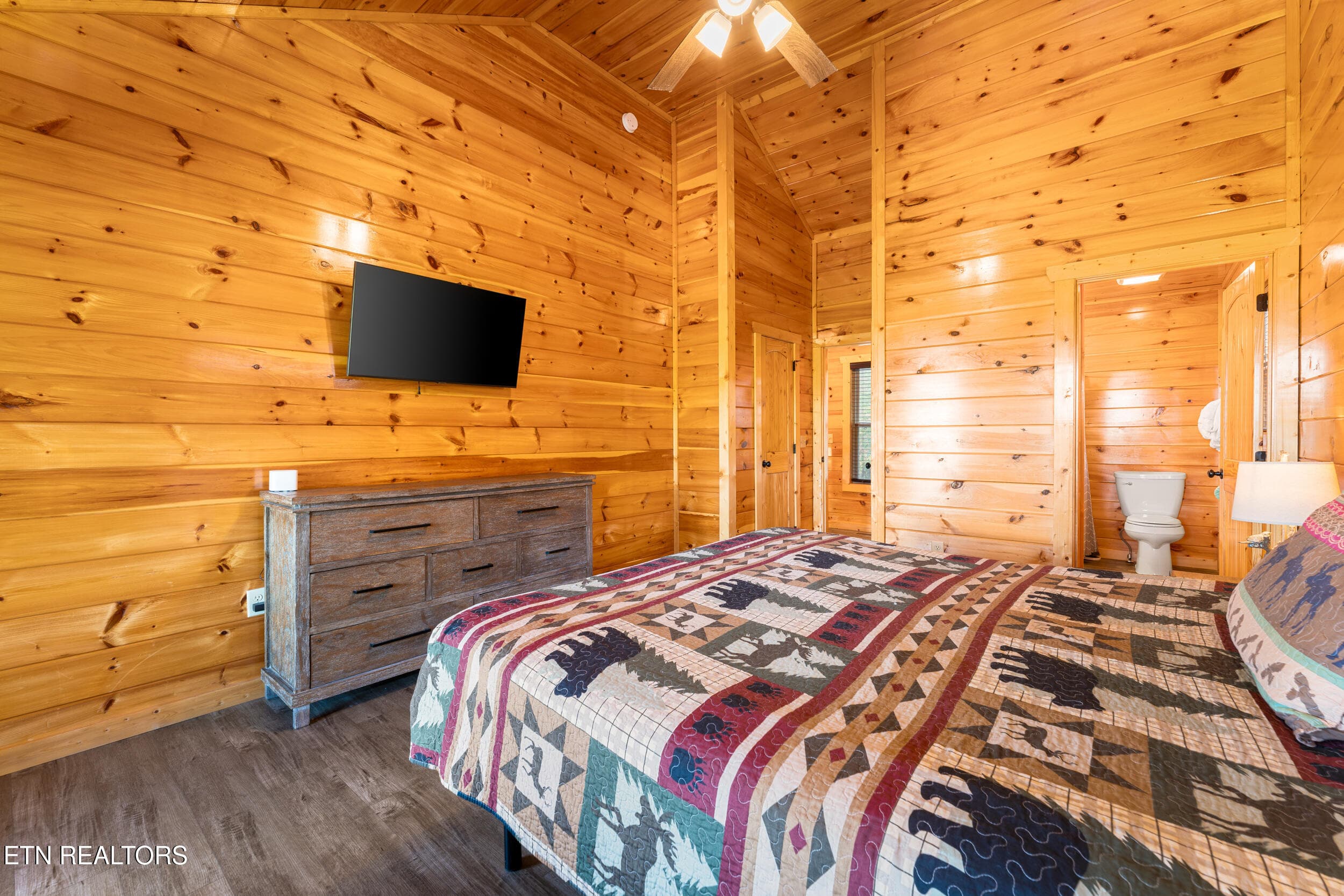 022 - 3307 Pine Peak Way, Sevierville, TN 37862