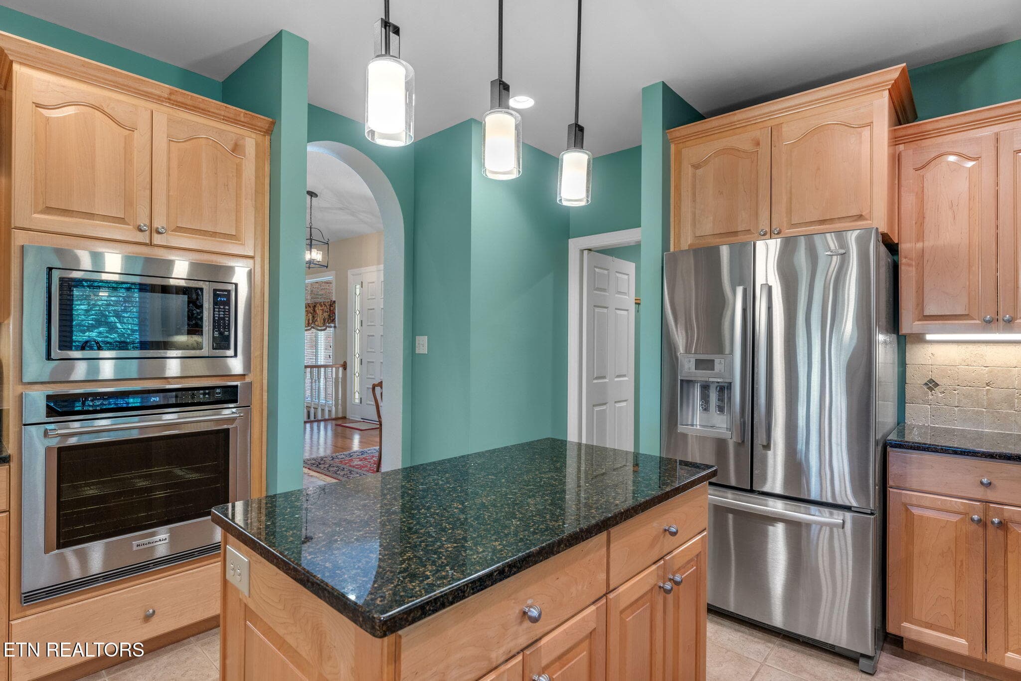 Kitchen - 404 Catoosa Lane, Loudon, TN 37774