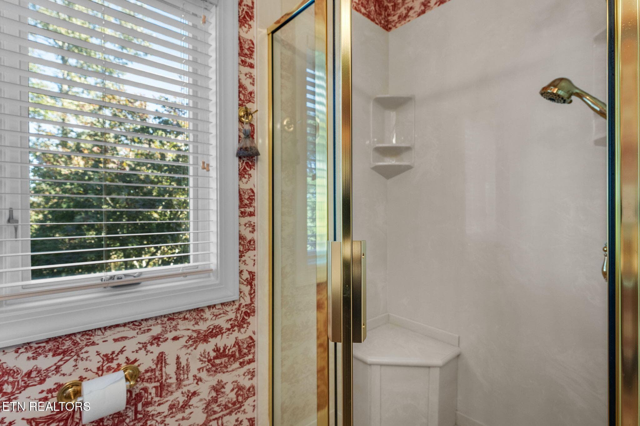 Owner's Suite - 404 Catoosa Lane, Loudon, TN 37774