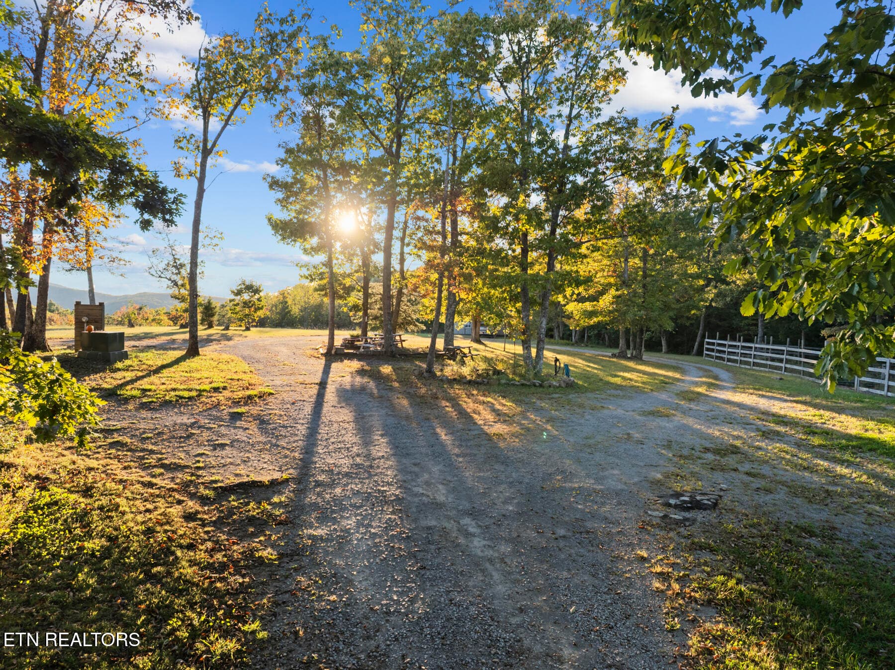 1478 Mawila Ridge Rd, Crossville, TN 38555