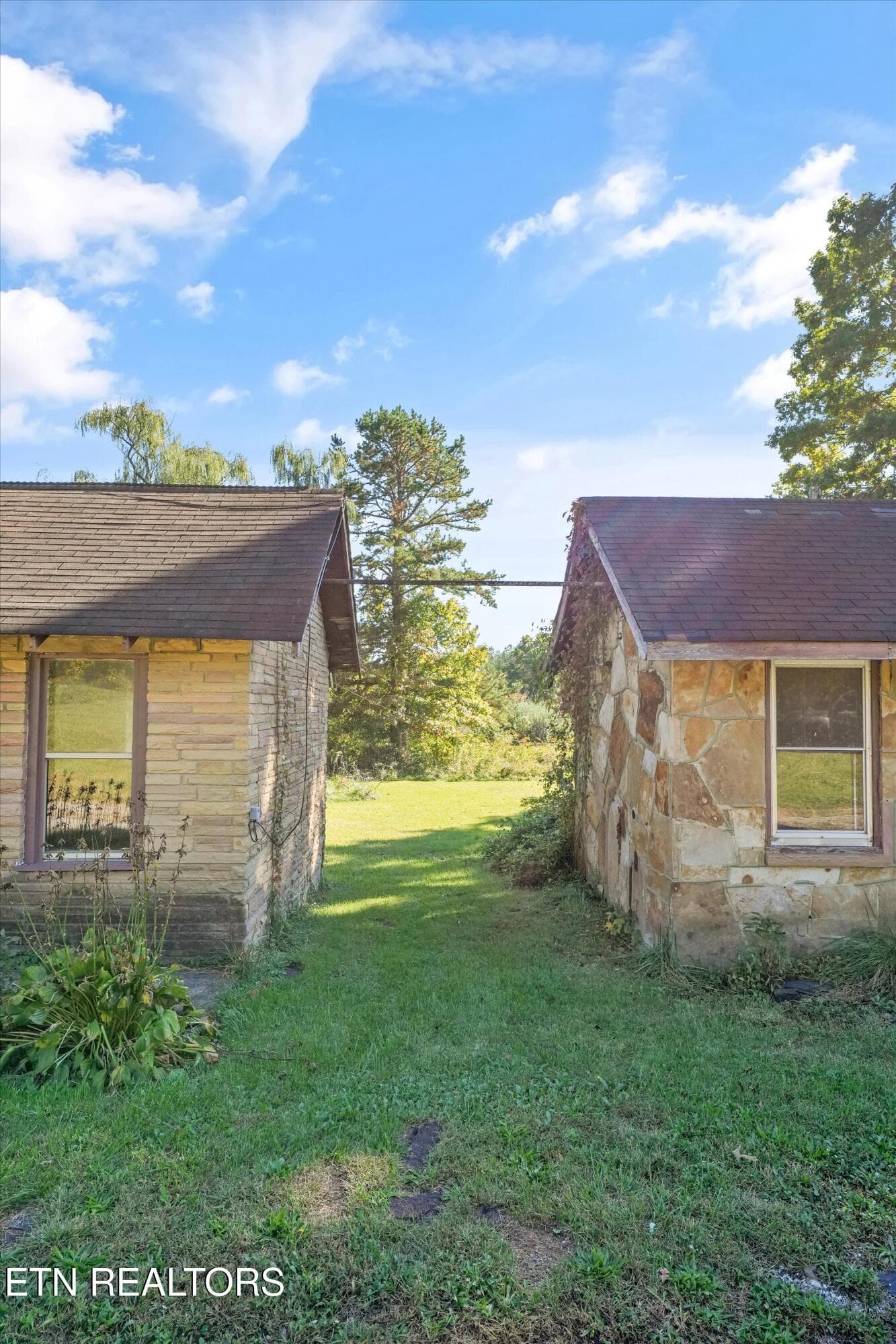 Exterior - 9476 Morgan County Hwy, Sunbright, TN 37872
