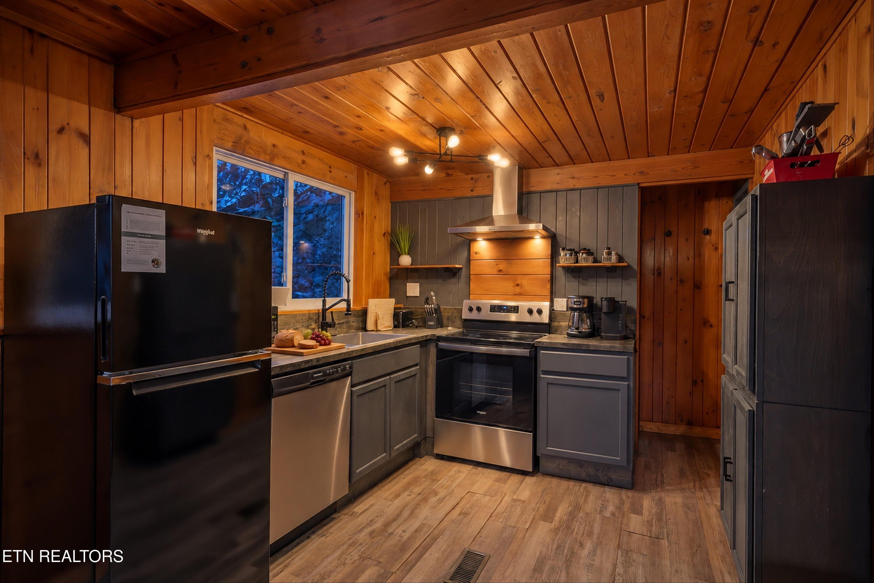 2-05-FINAL-5-twilight - 1161 Ski Mountain Rd, Gatlinburg, TN 37738