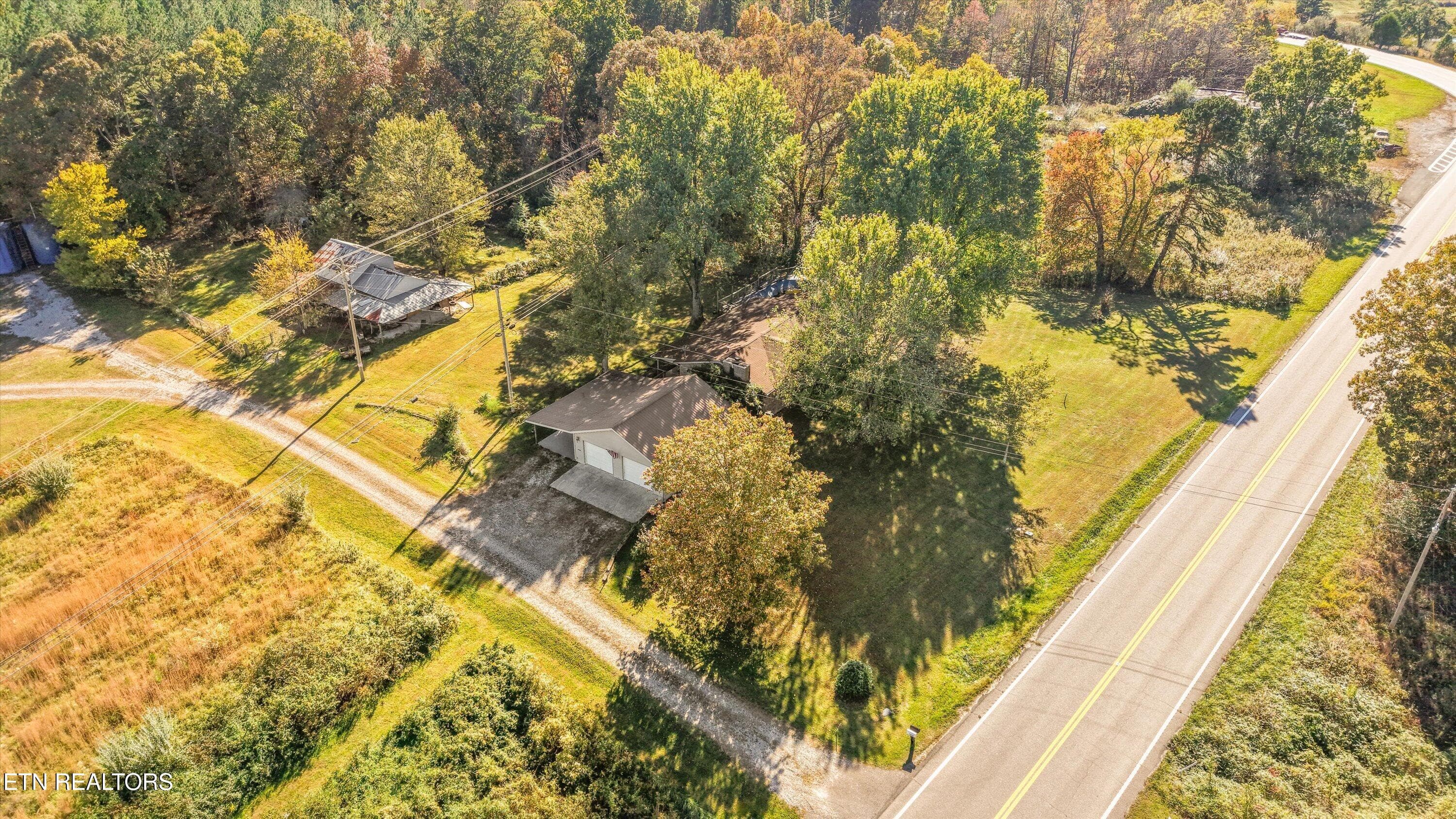 Peaceful Country Setting - 9438 Morgan County Hwy, Sunbright, TN 37872
