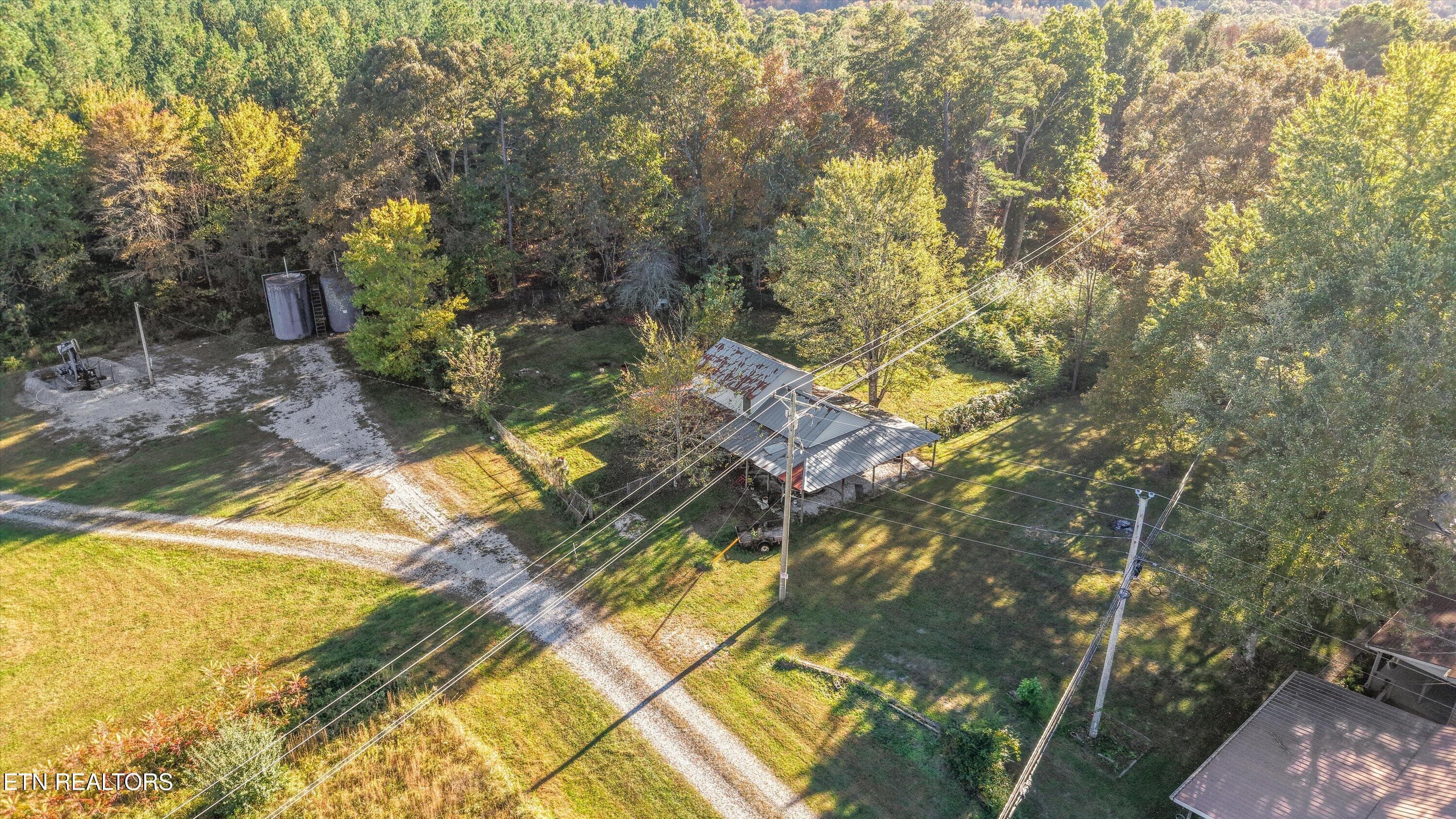 Located in Upper Cumberland Plateau - 9438 Morgan County Hwy, Sunbright, TN 37872