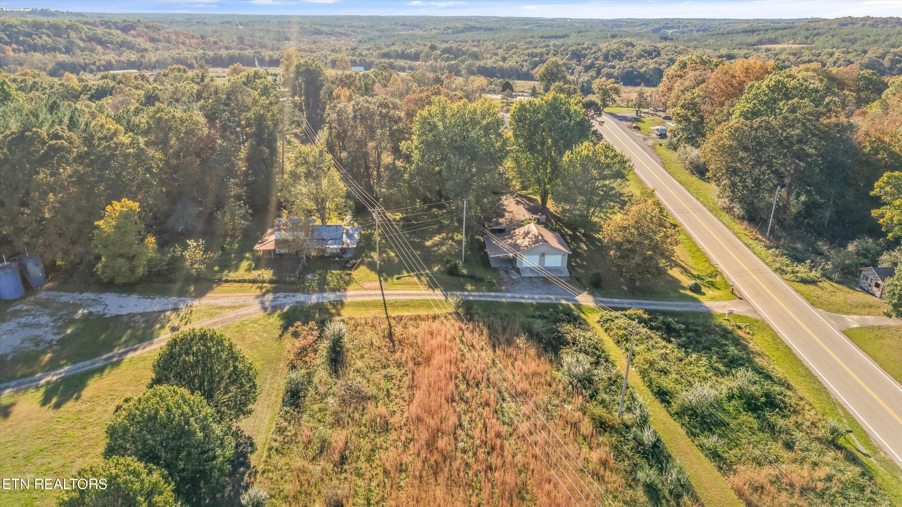 Country Home with Timeless Appeal - 9438 Morgan County Hwy, Sunbright, TN 37872