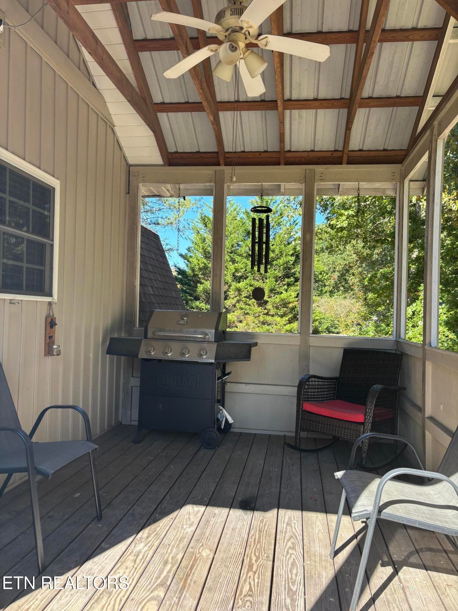 Back porch - 288 Co Rd 158, Riceville, TN 37370