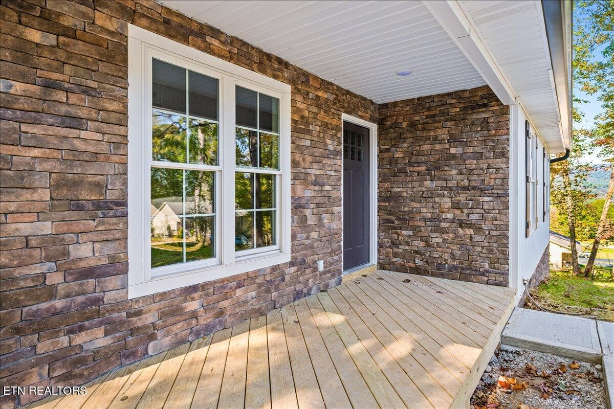 06-DSC_5770 - 377 Summit Drive, Speedwell, TN 37870