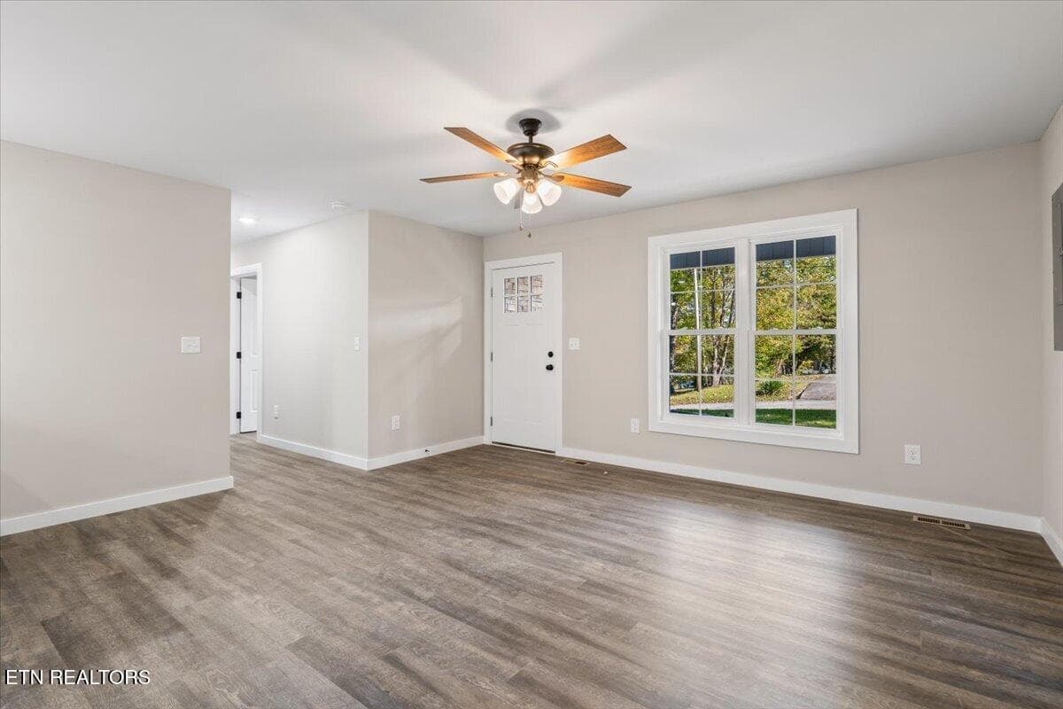 09-377 Summit Dr - 377 Summit Drive, Speedwell, TN 37870