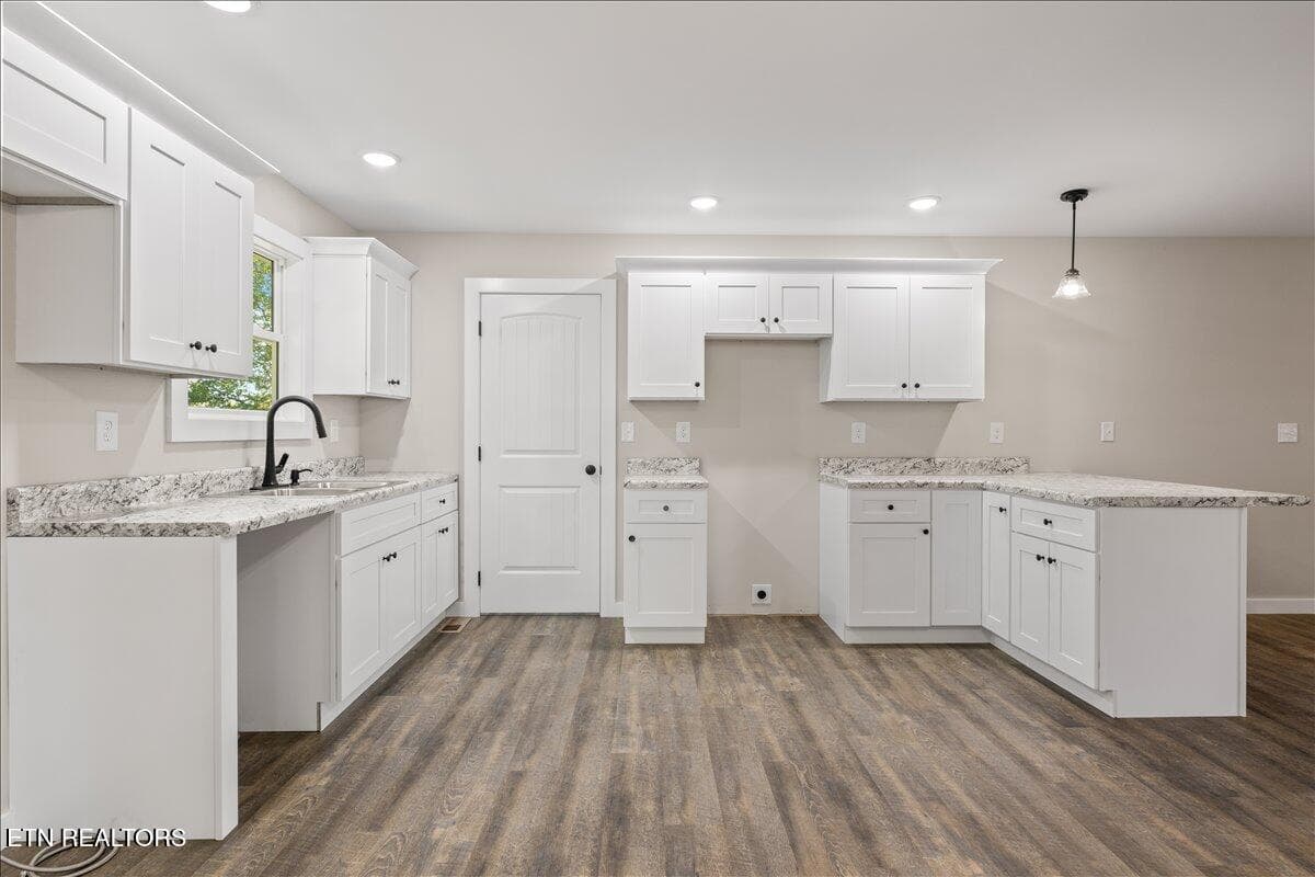 14-377 Summit Dr - 377 Summit Drive, Speedwell, TN 37870