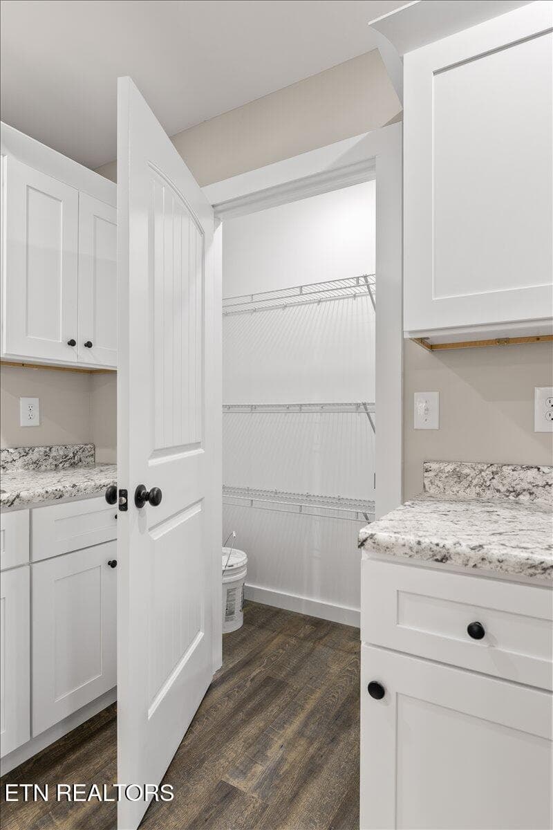 16-377 Summit Dr - 377 Summit Drive, Speedwell, TN 37870