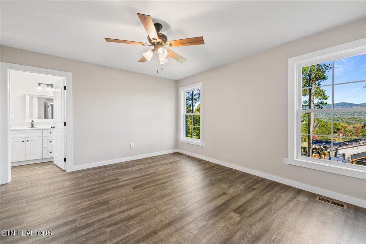 26-377 Summit Dr - 377 Summit Drive, Speedwell, TN 37870
