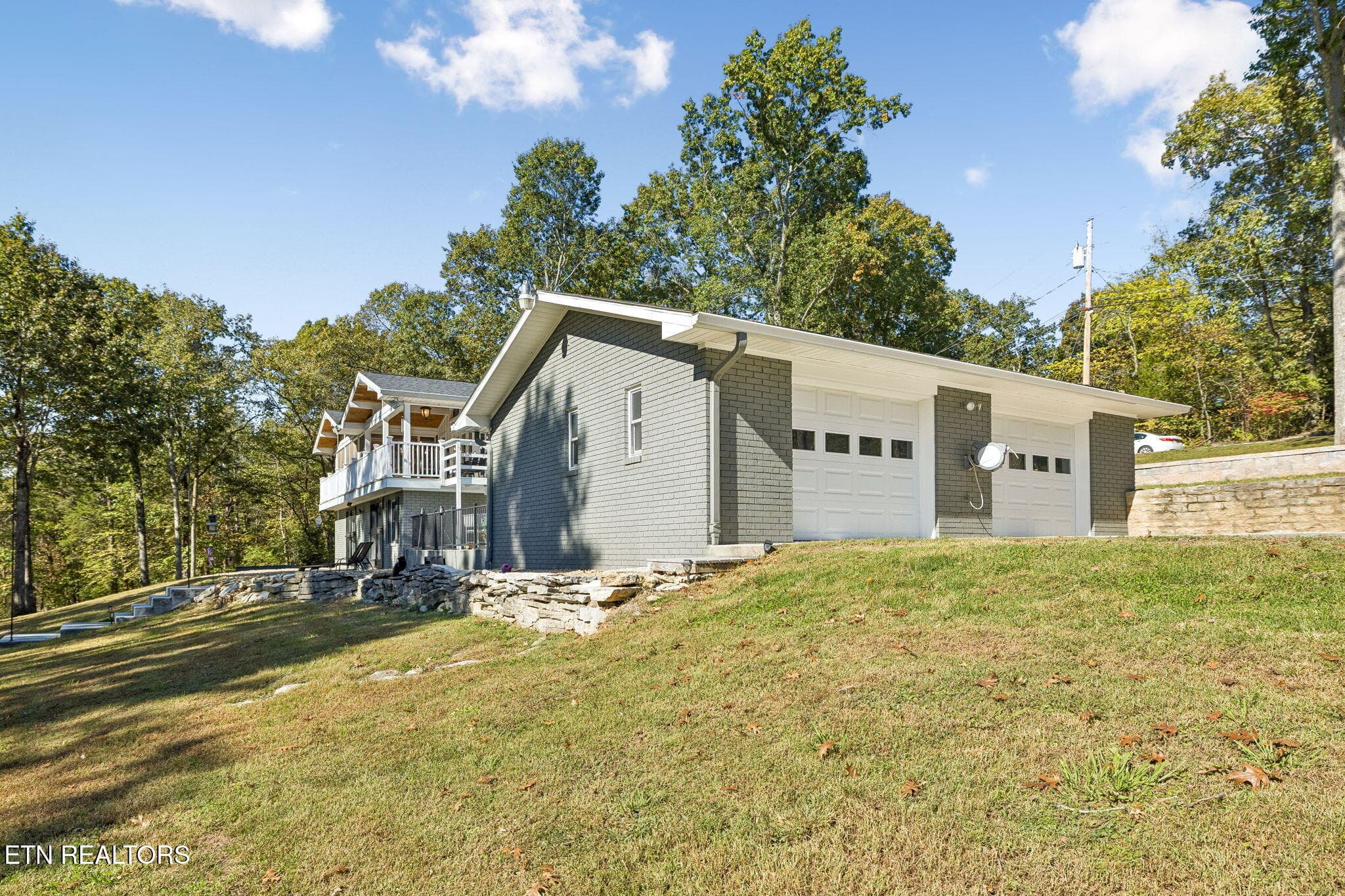 68-496 Shawnee Dr - 065 - 496 Shawnee Drive, Jacksboro, TN 37757