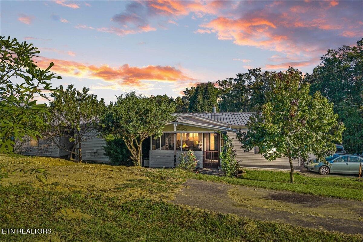 02-627 Lee Powell Ln-18 - 627 Lee Powell Rd, Ten Mile, TN 37880