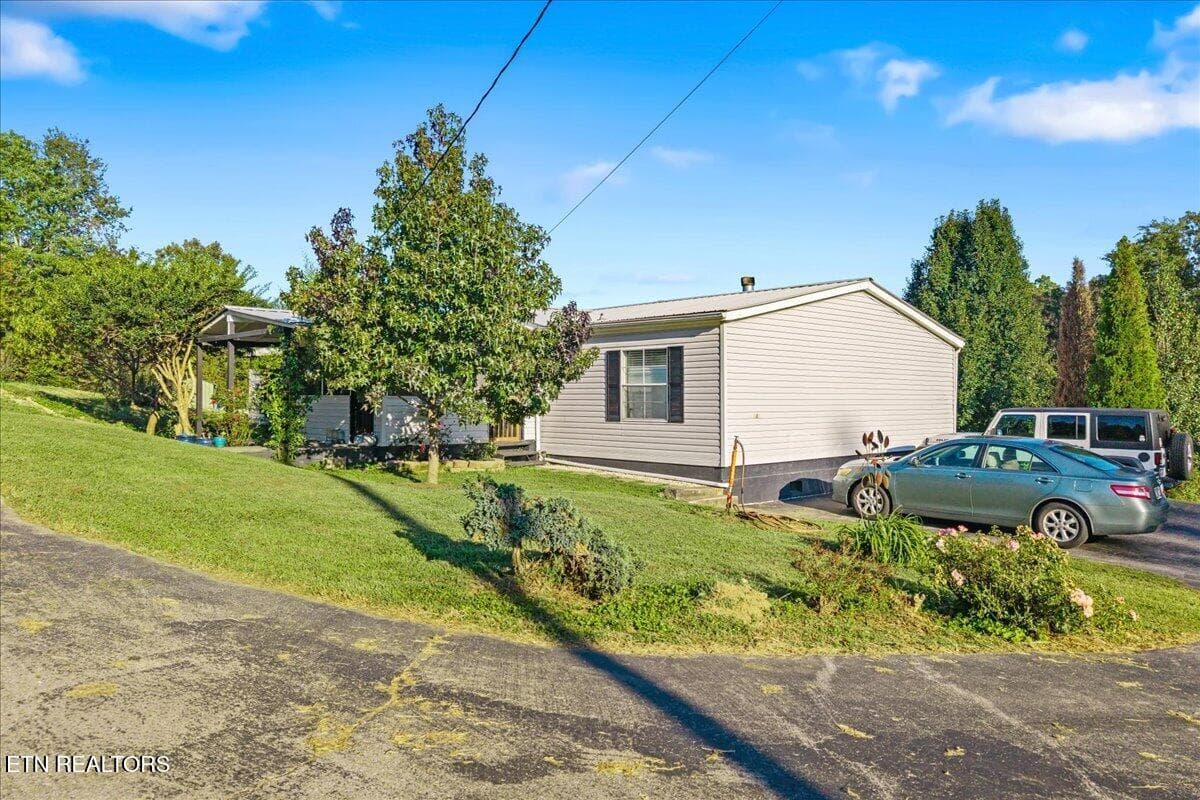 05-627 Lee Powell Ln-16 - 627 Lee Powell Rd, Ten Mile, TN 37880
