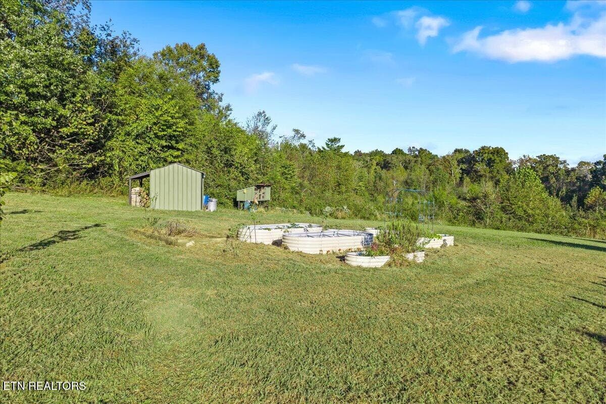 38-627 Lee Powell Ln-11 - 627 Lee Powell Rd, Ten Mile, TN 37880