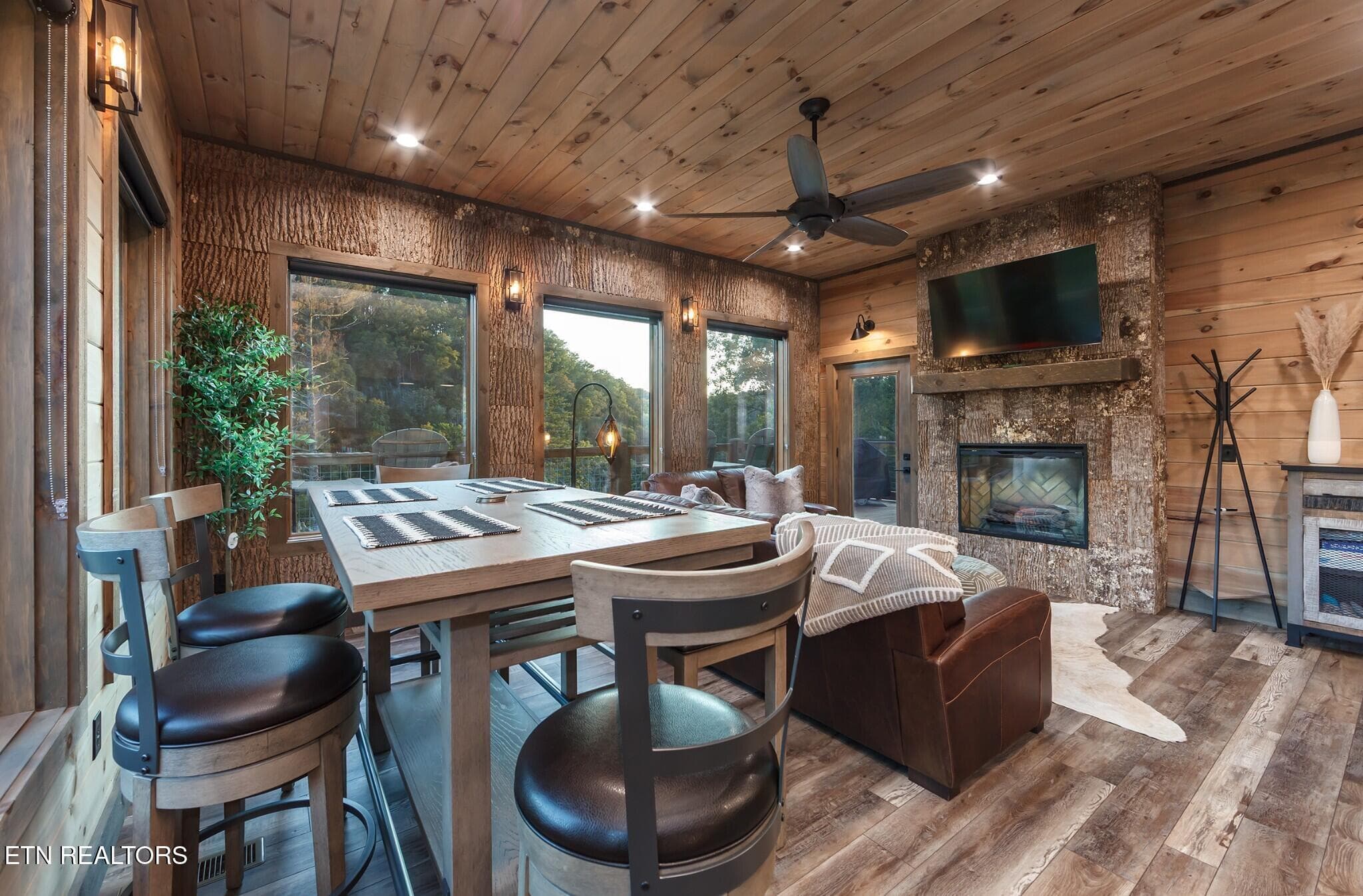 15 - 2139 Coopers Hawk Way, Sevierville, TN 37862