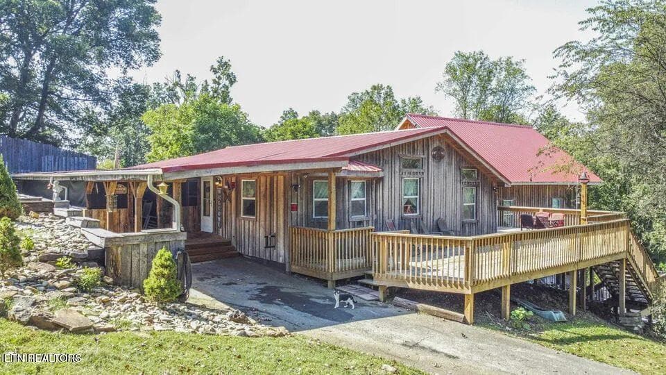 2117 Roseberry Rd, Mascot, TN 37806