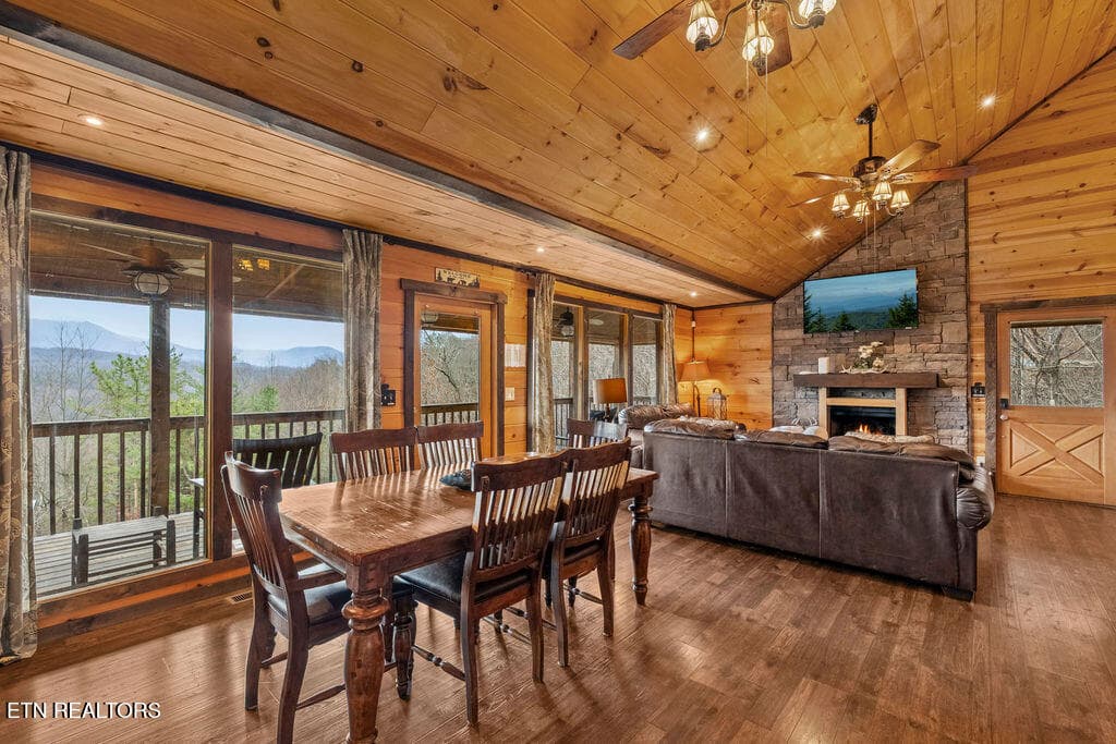 7 DSC02237-HDR - 1625 Bear Claw Way, Sevierville, TN 37862