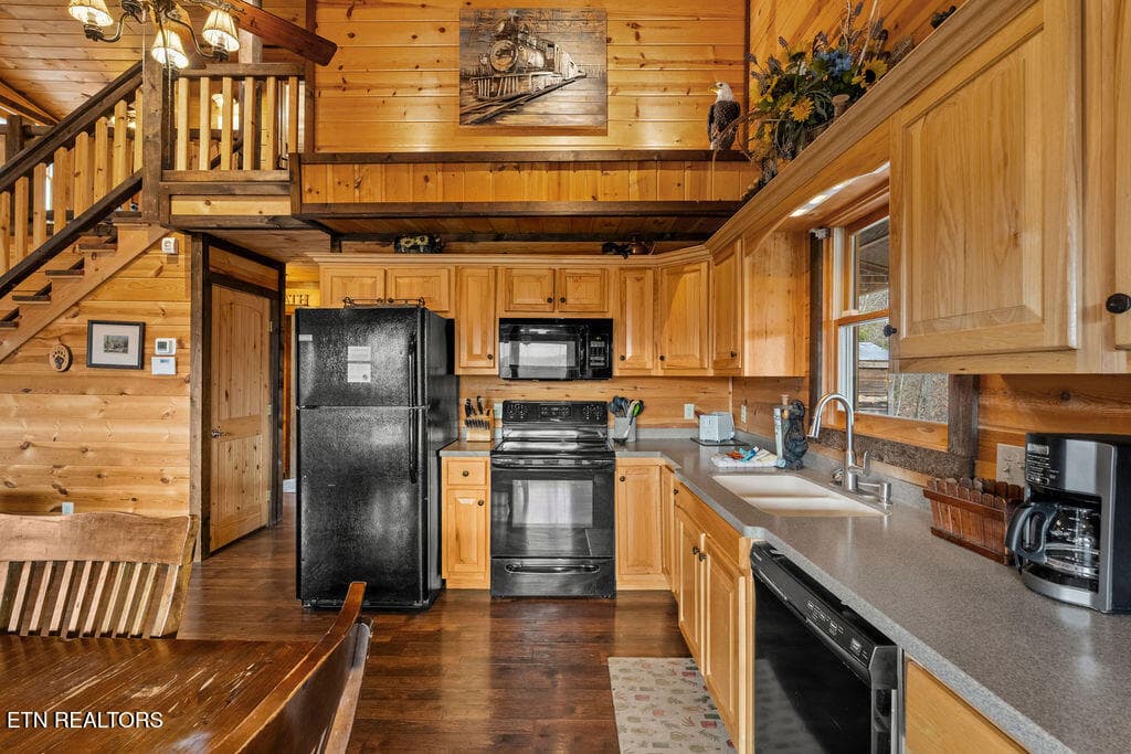 12 DSC02227-HDR - 1625 Bear Claw Way, Sevierville, TN 37862