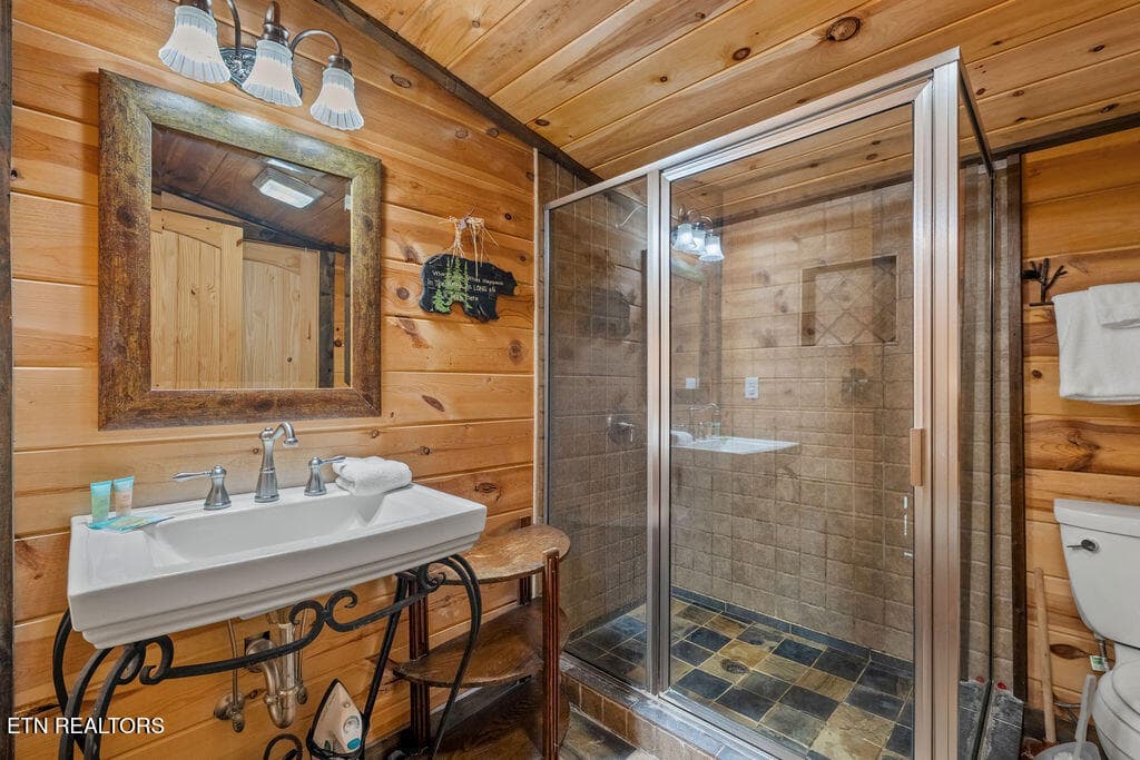 28 DSC02292-HDR - 1625 Bear Claw Way, Sevierville, TN 37862