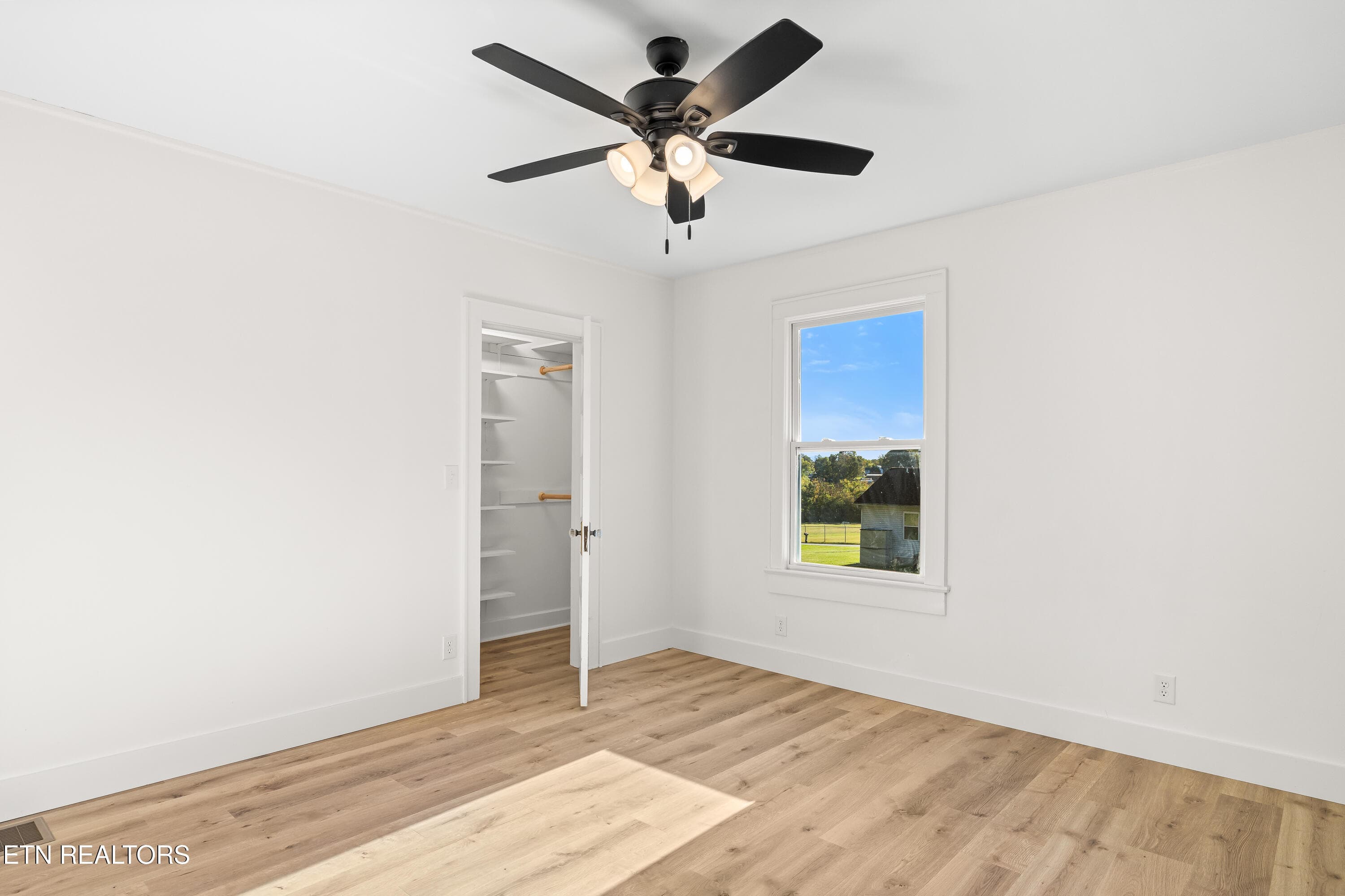Primary Bedroom - 4610 Green Rd, Maryville, TN 37804