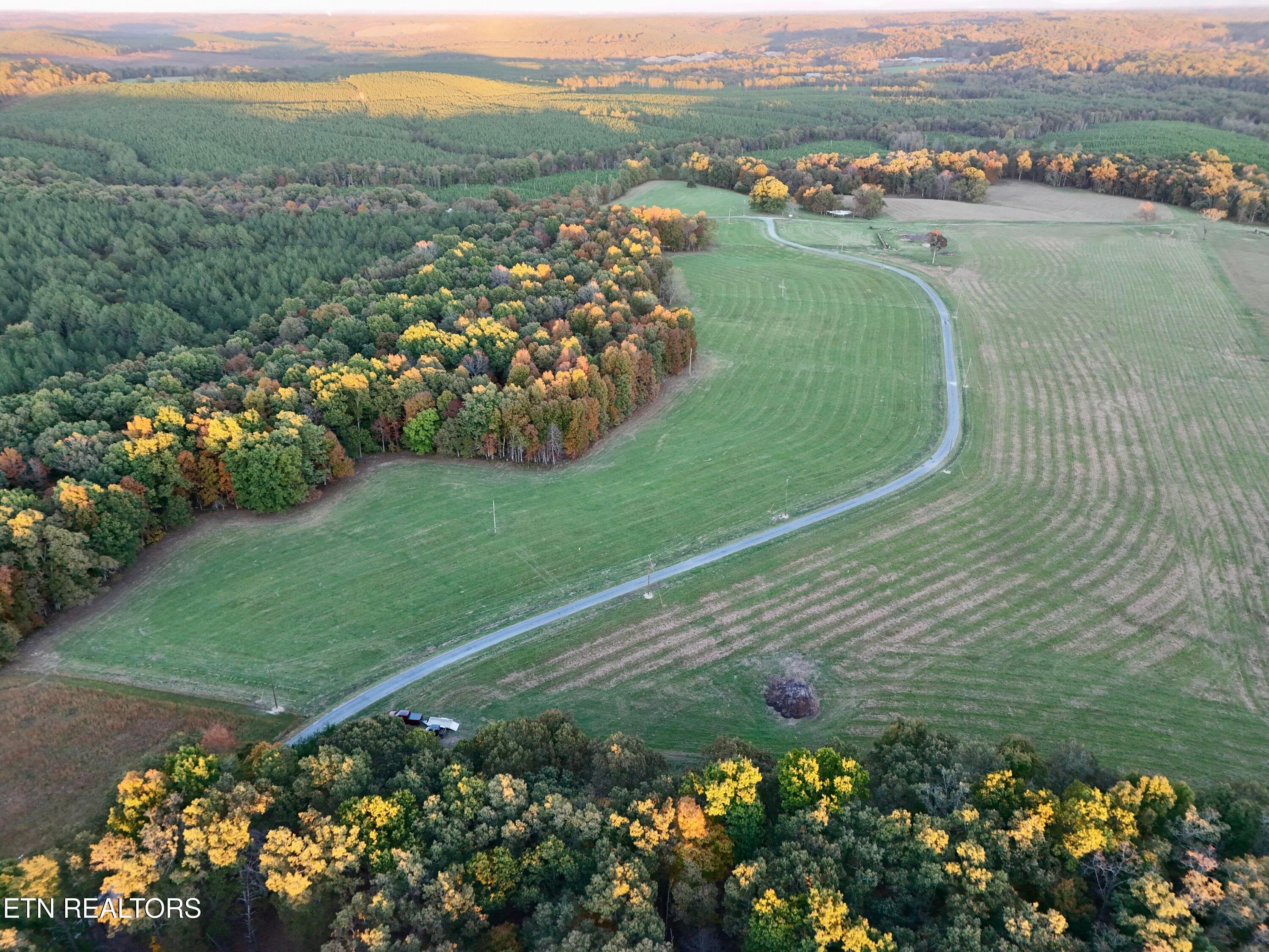 4 - Poke Patch Rd, Crossville, TN 38572