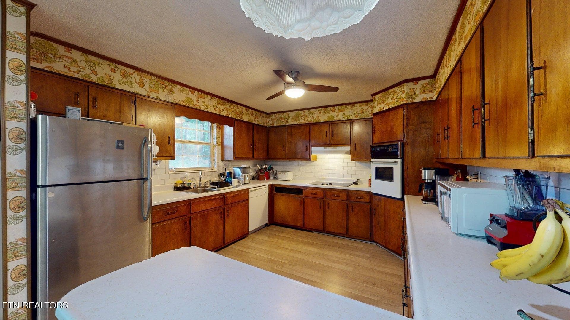 Linwood-Dr-10232026_213550 - 145 Linwood Drive, Sweetwater, TN 37874