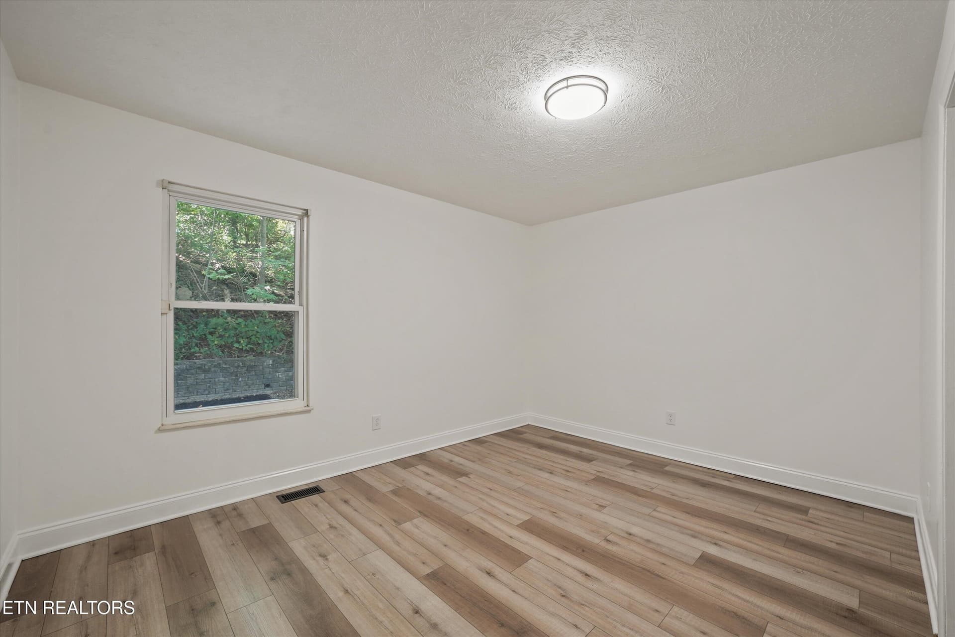 18 - 2329 Roundtree Rd, Knoxville, TN 37923
