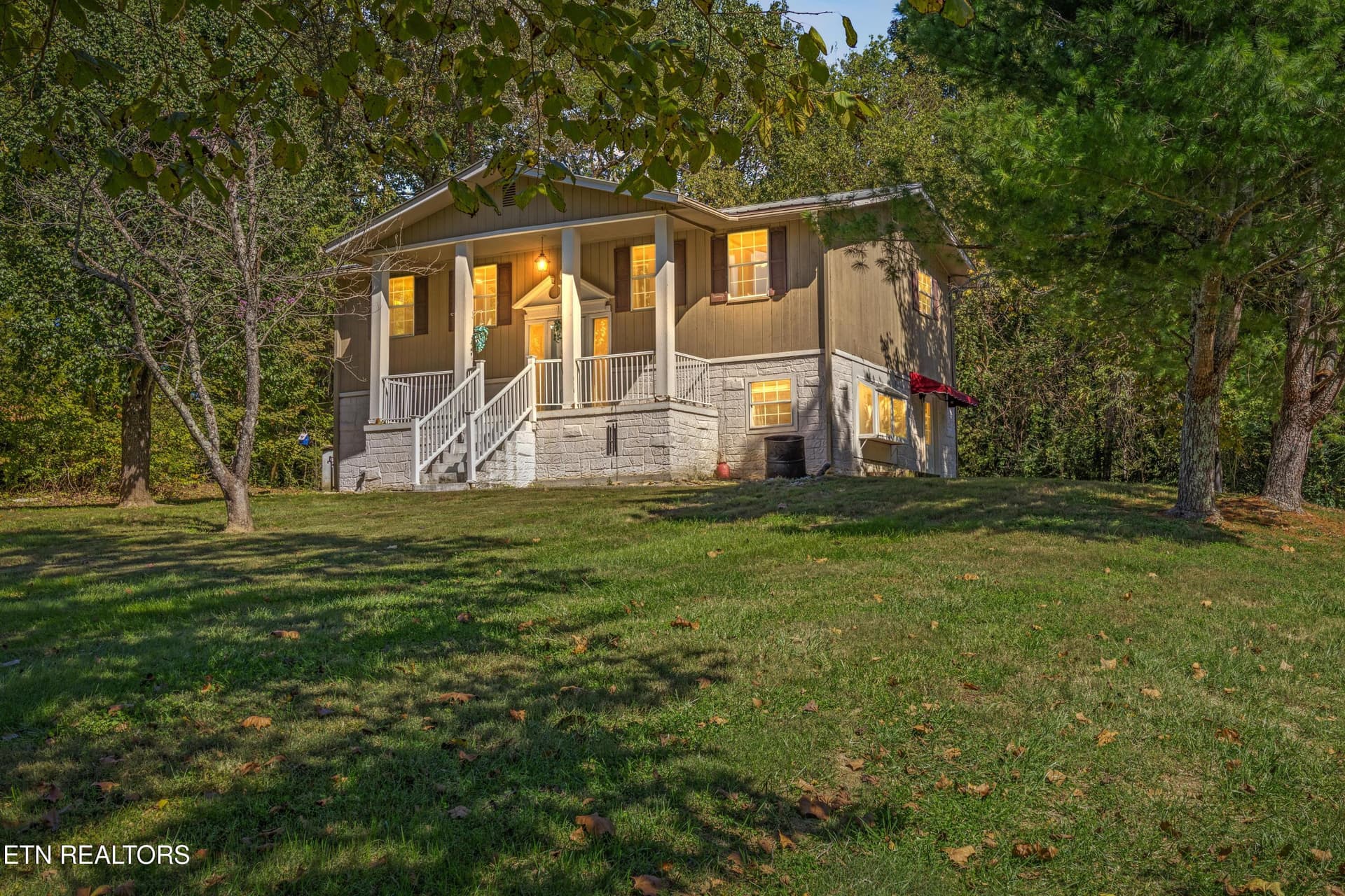 647 Gamble Gap Rd, Tellico Plains, TN 37385