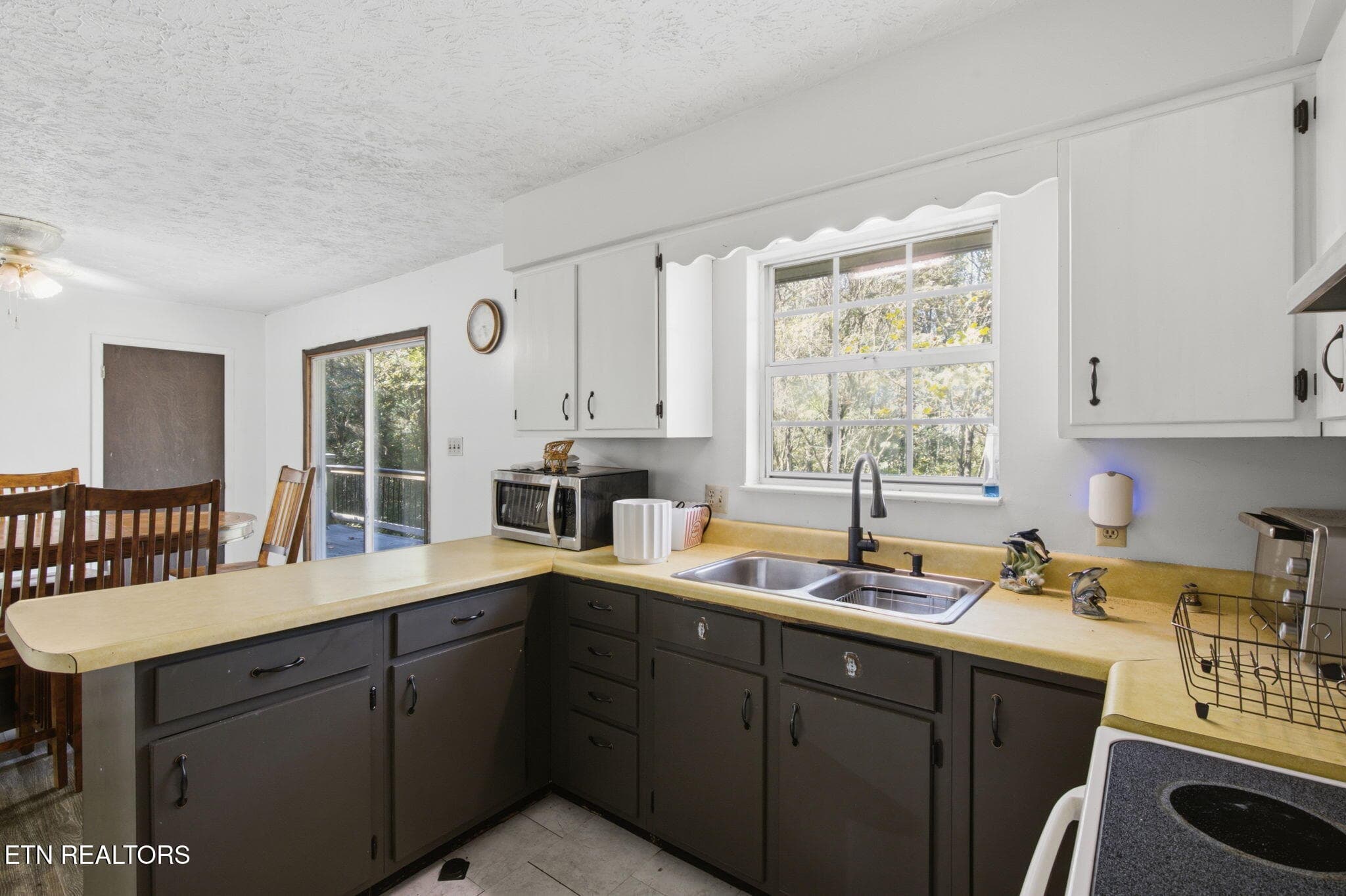 14-web-or-mls-DZ3A5923 - 188 Green Lane, Powell, TN 37849
